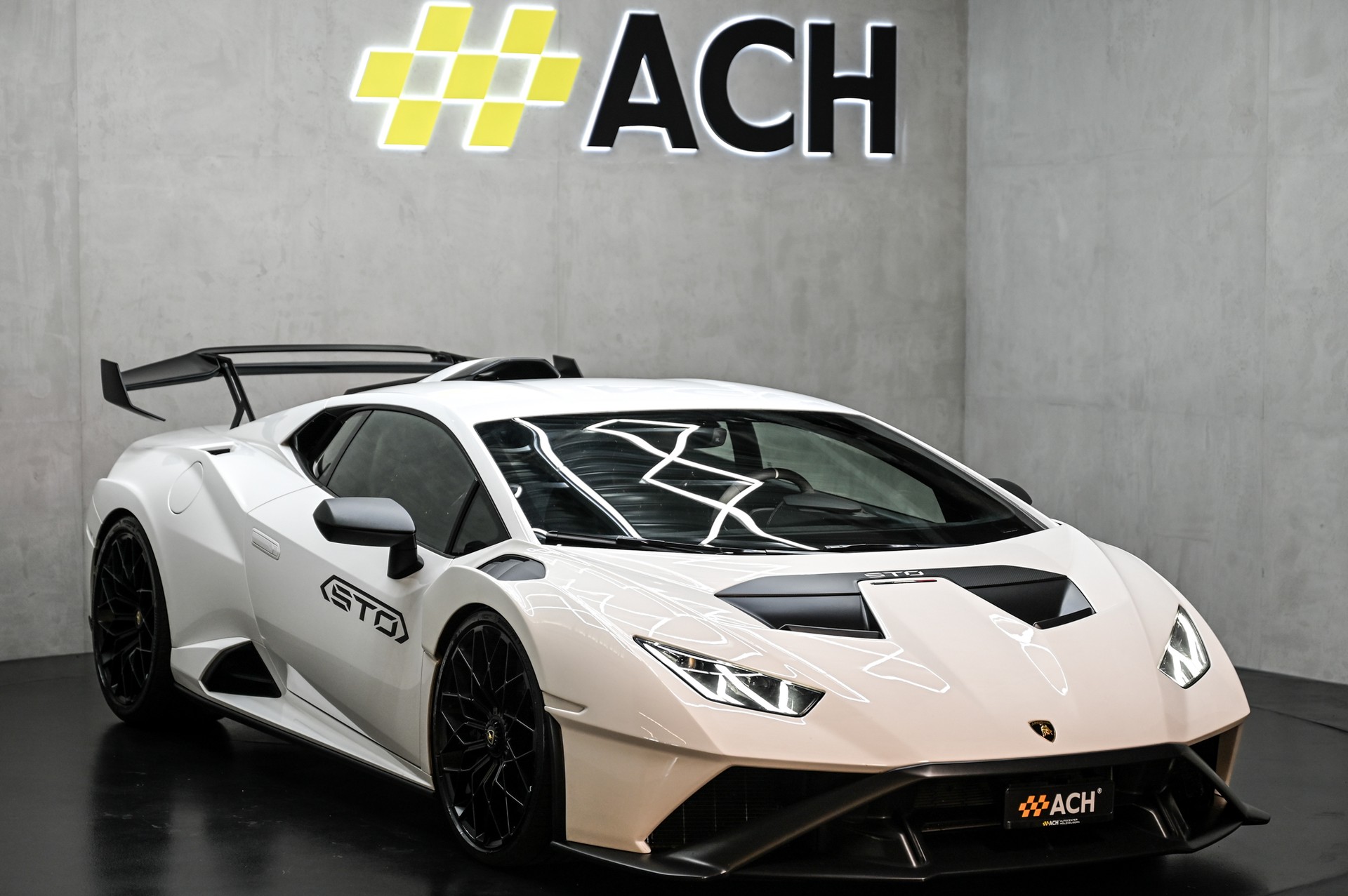 LAMBORGHINI Huracan Coupé 5.2 STO