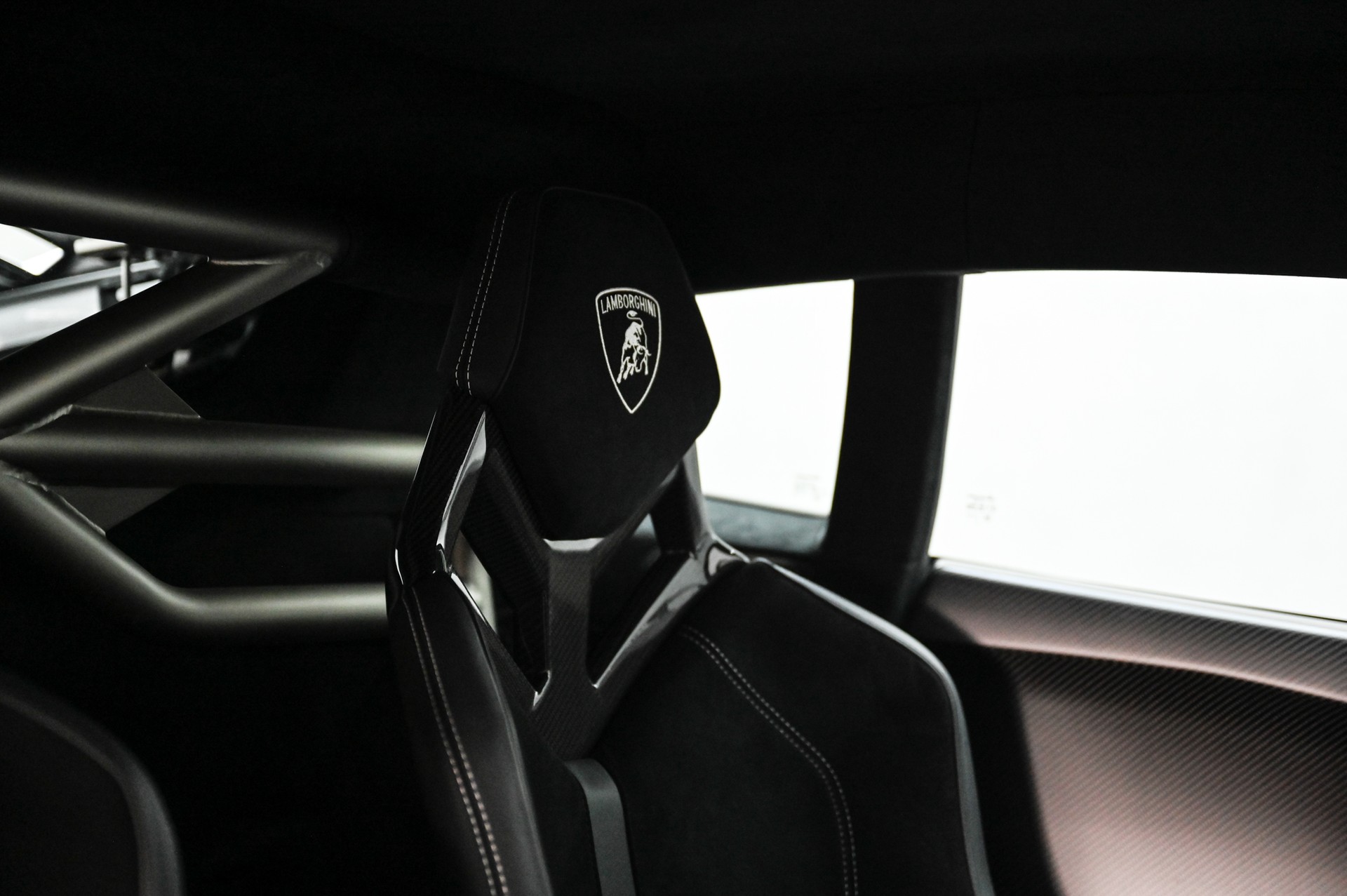 LAMBORGHINI Huracan Coupé 5.2 STO-image-34