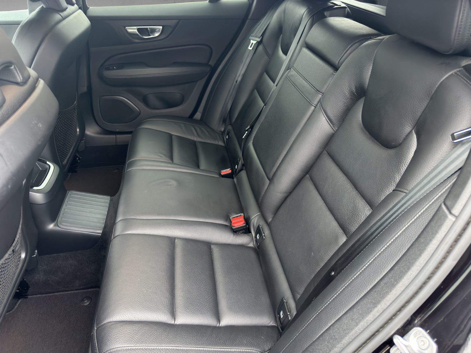VOLVO V60 2.0 T6 TE Business eAWD-image-9