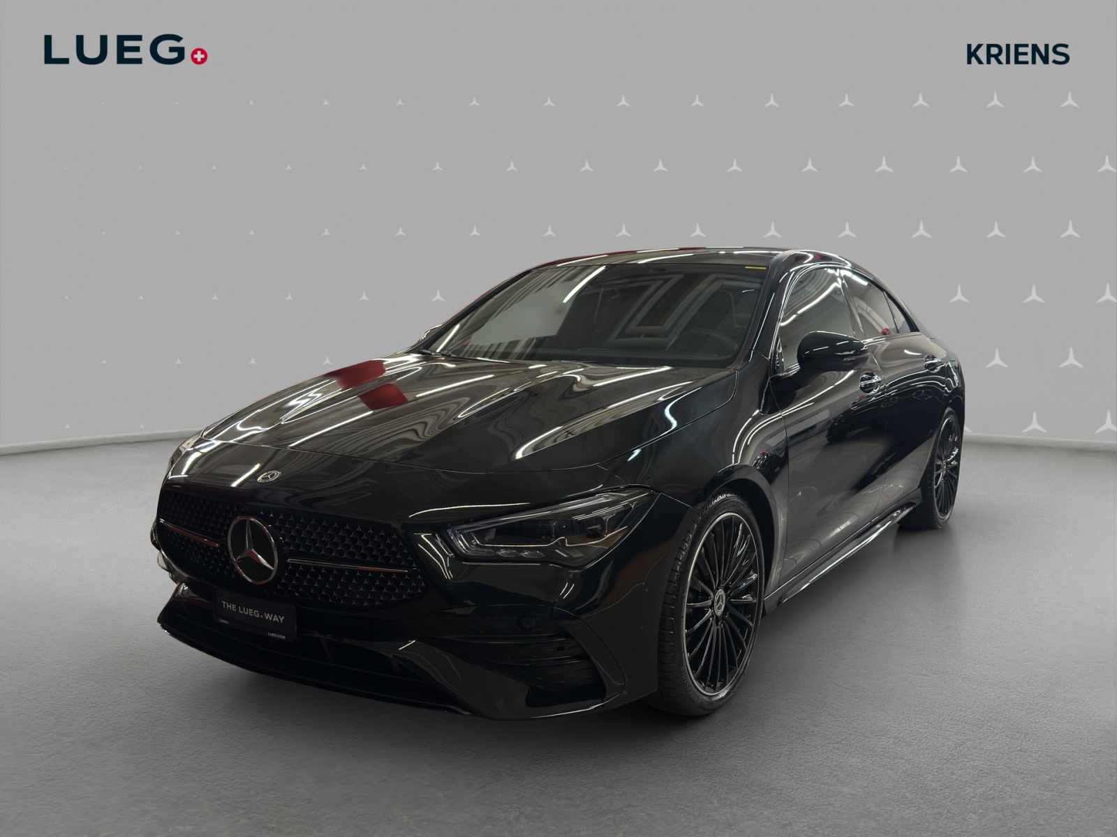 MERCEDES-BENZ CLA 220 4M - AMG / 360 Grad Kamera / Multibeam LED / Panorama-Dach-image-0