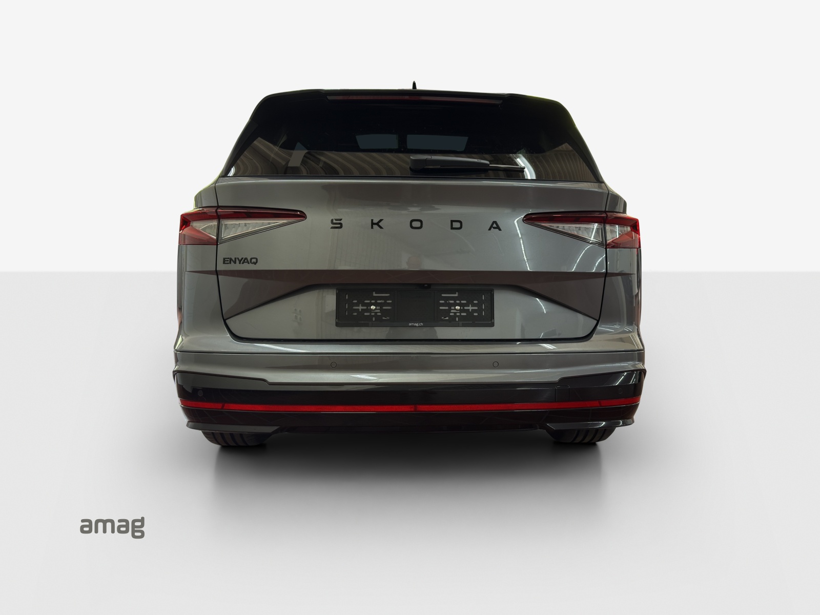 SKODA Enyaq 4x4 RS-image-3