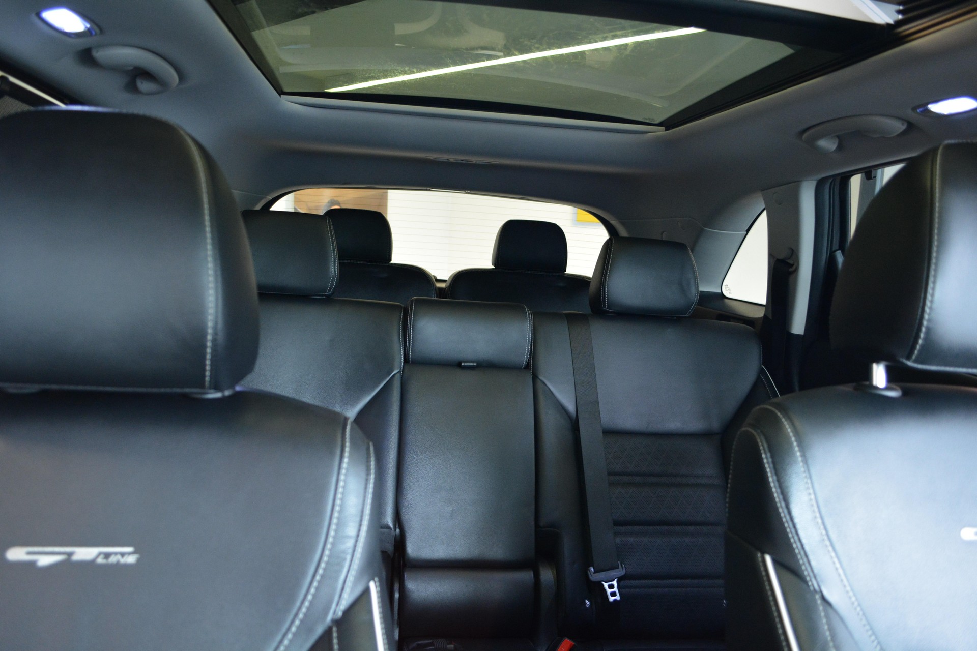 KIA Sorento 2.2 CRDi Style 7P-image-12