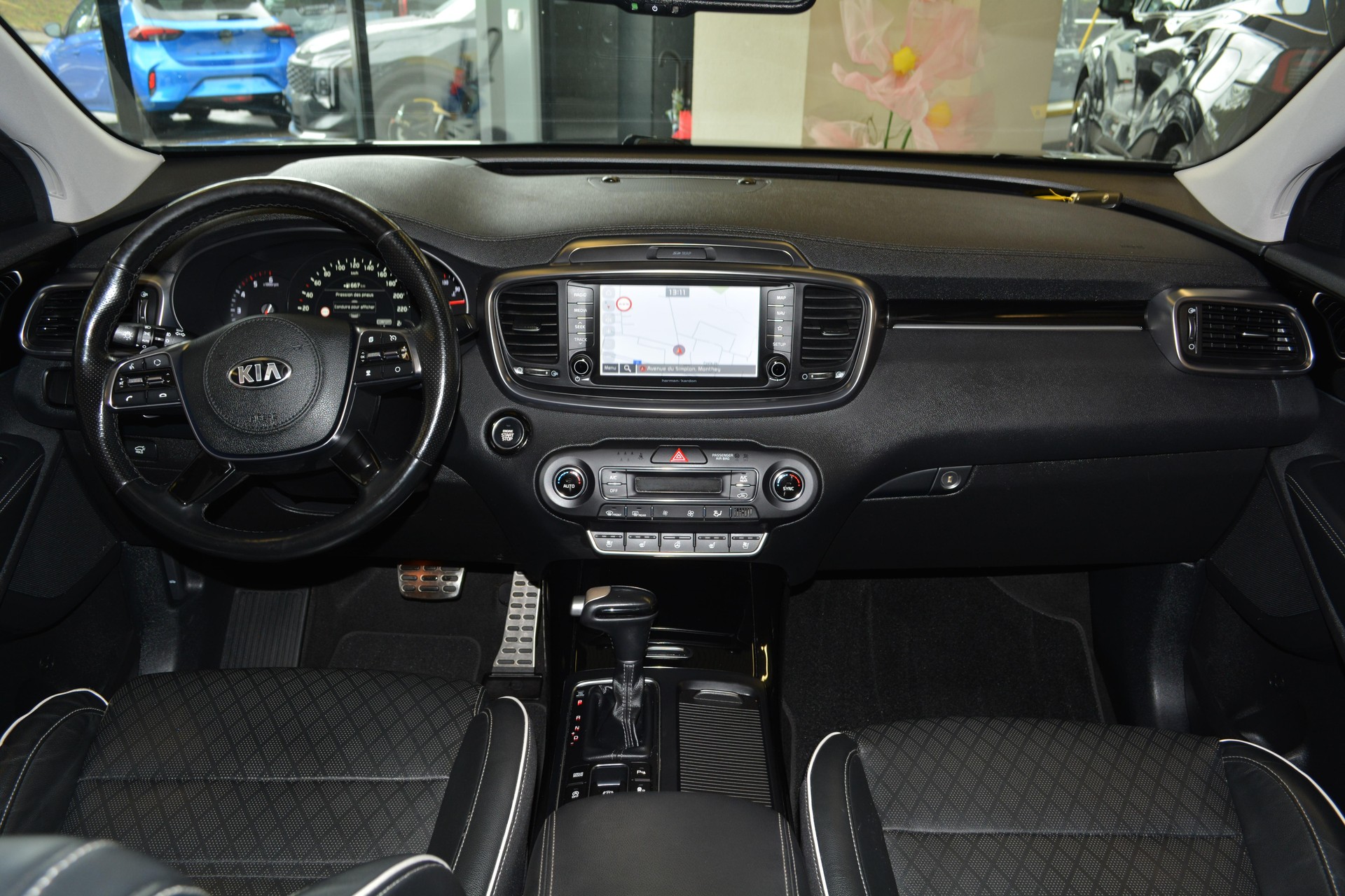 KIA Sorento 2.2 CRDi Style 7P-image-15