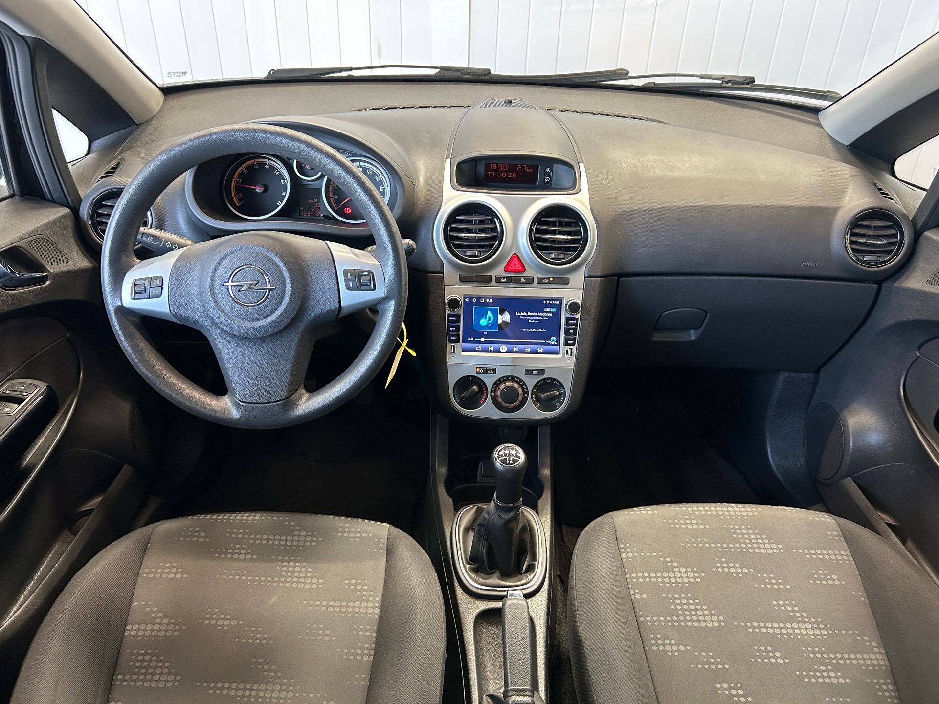 OPEL Corsa 1.4 TP Enjoy-image-8