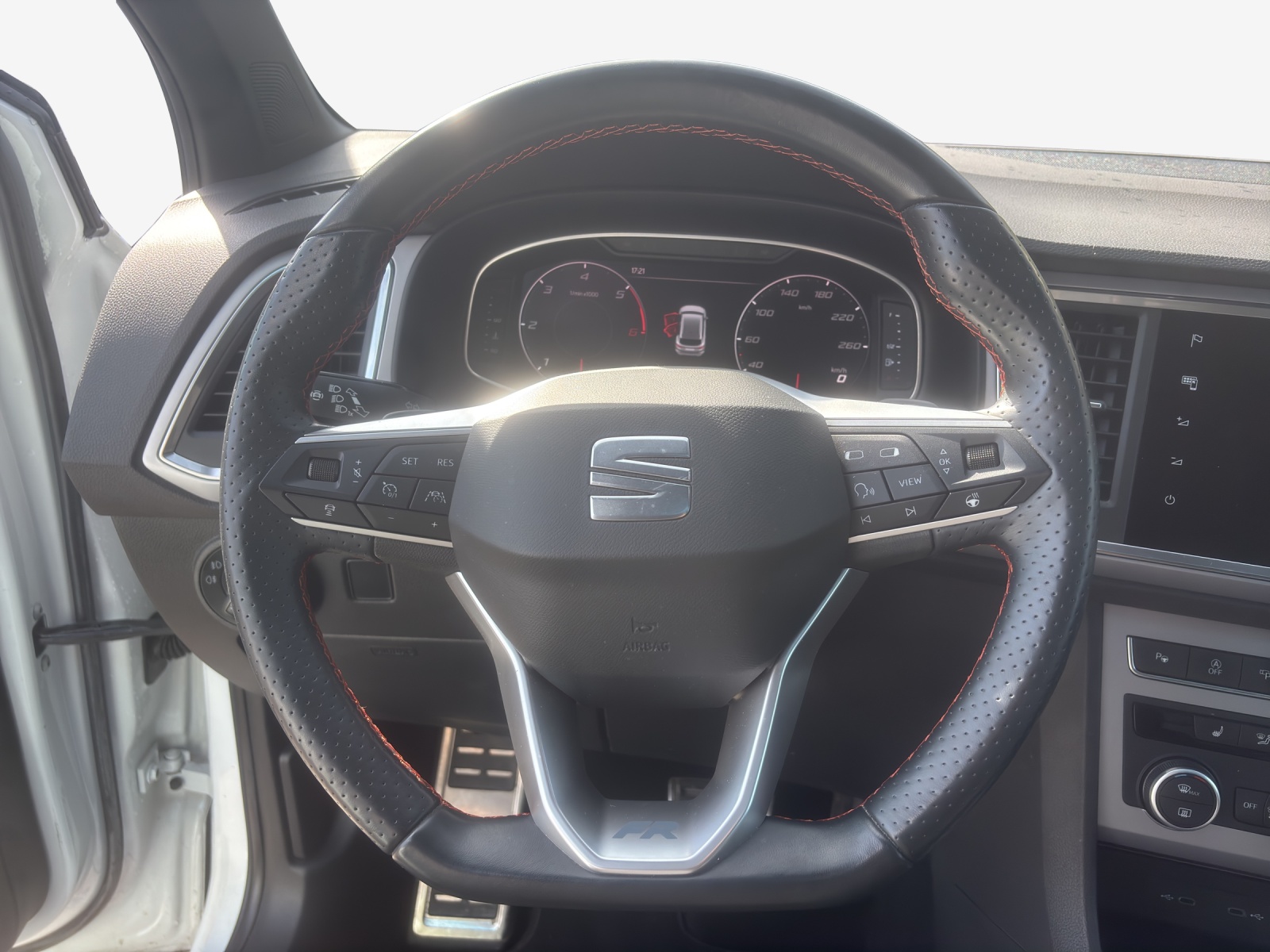 SEAT Ateca 2.0 TDI CR Hola FR DSG 4Drive-image-9