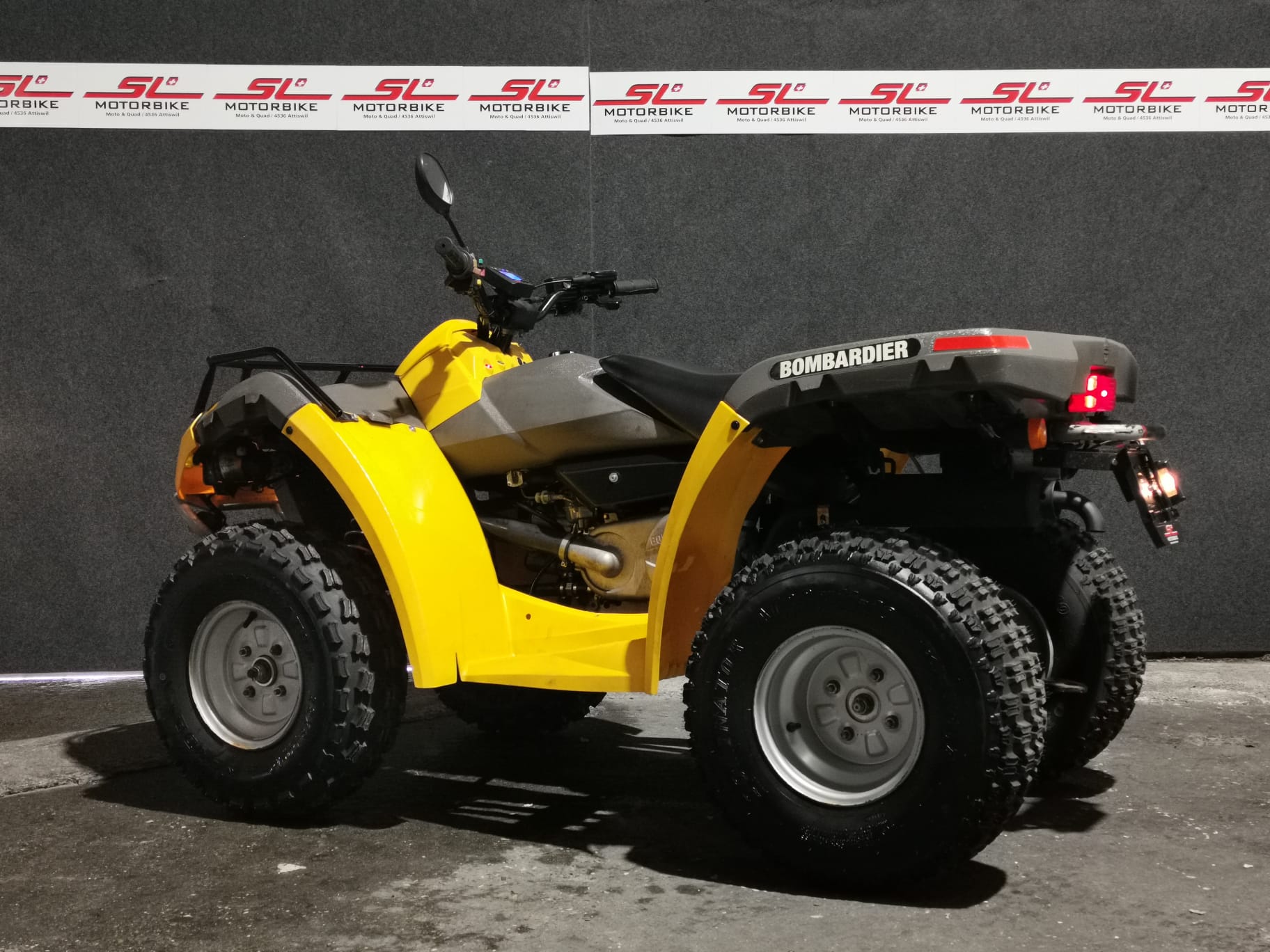 BOMBARDIER Rally 200-showroom-element-3