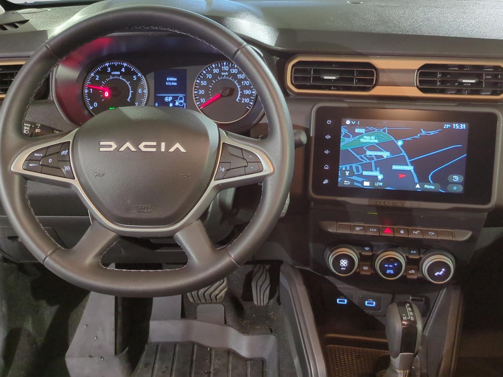 DACIA Duster TCe 150 Extreme EDC 4x2-image-13