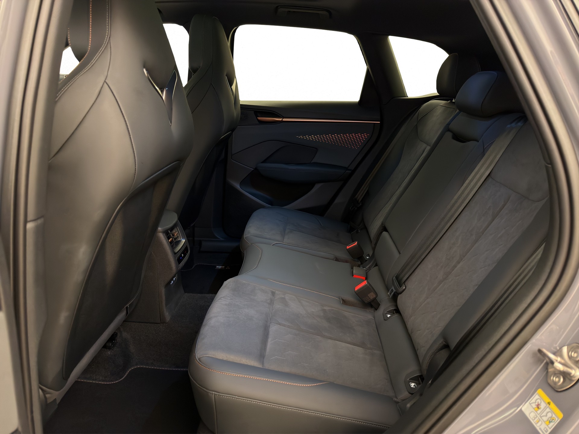 CUPRA Terramar 2.0 TSI VZ 4Drive DSG-image-11