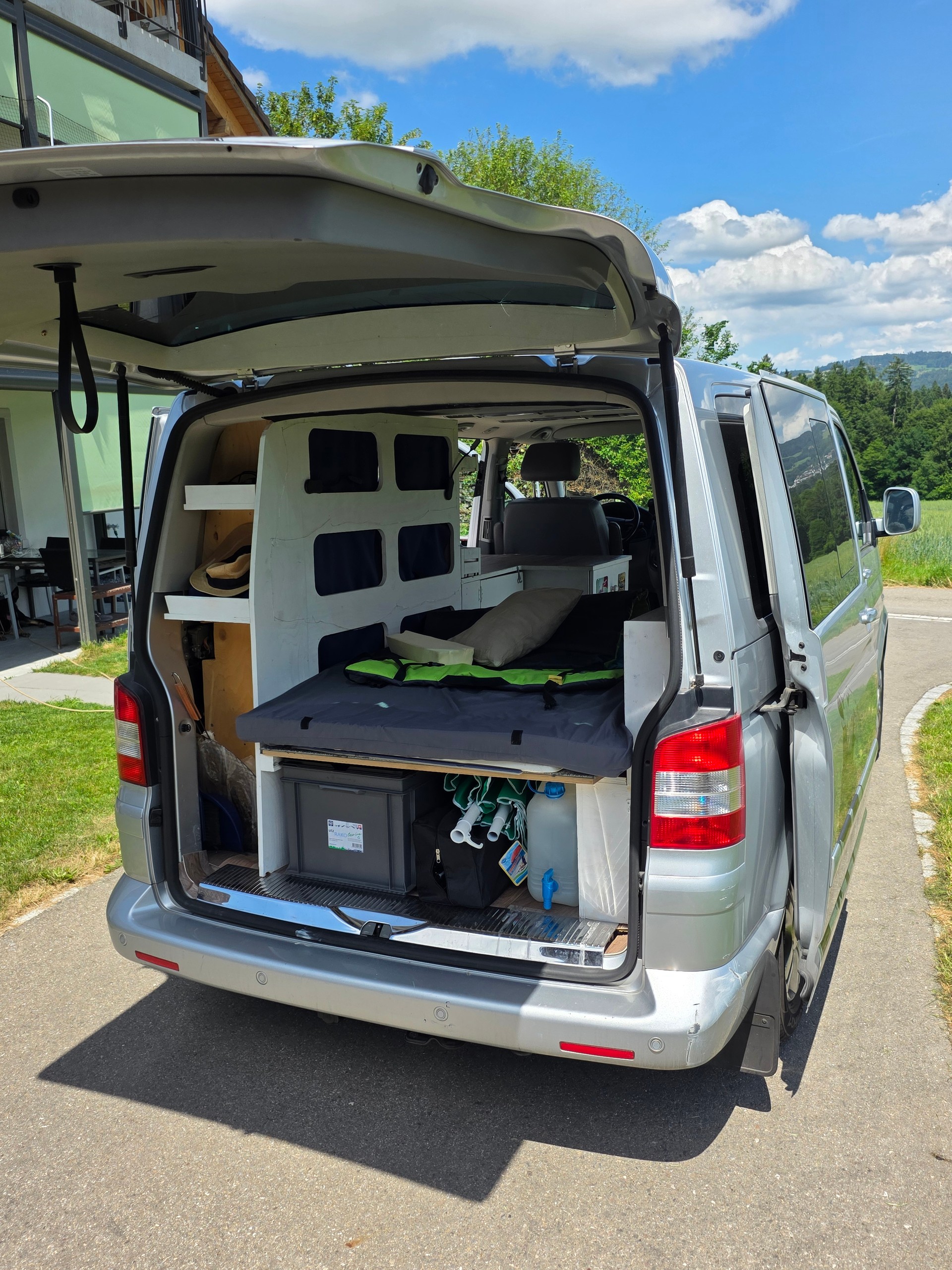 VW Highline-image-11