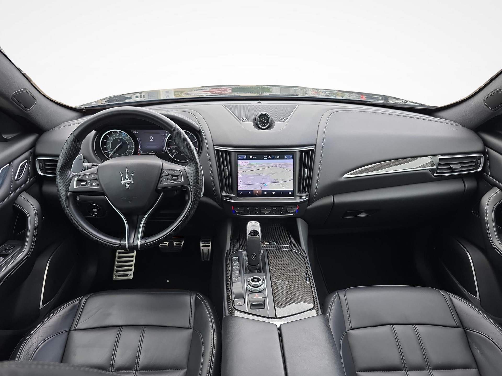 MASERATI Levante 3.0 V6 GranSport-image-8