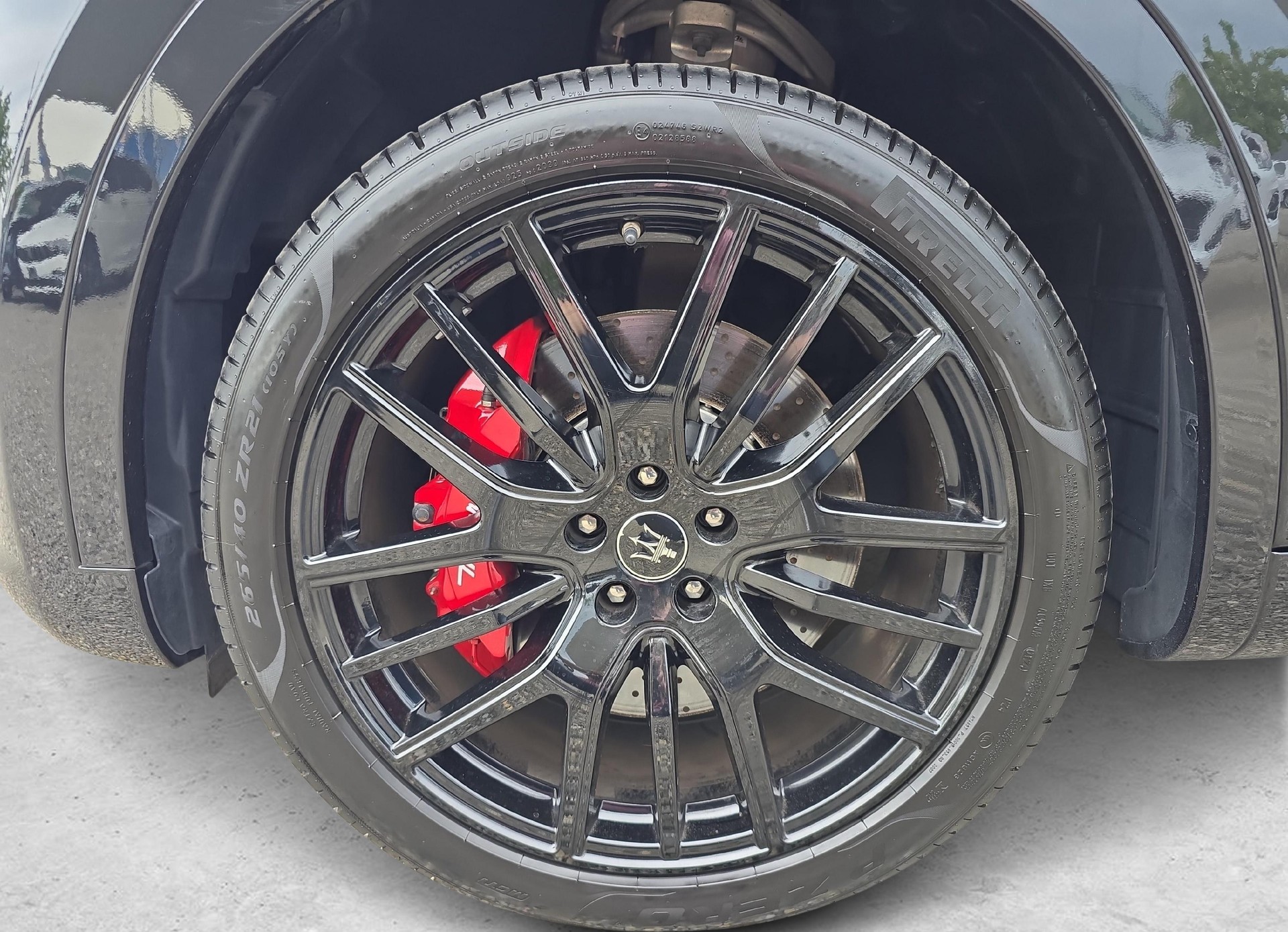MASERATI Levante 3.0 V6 GranSport-image-18