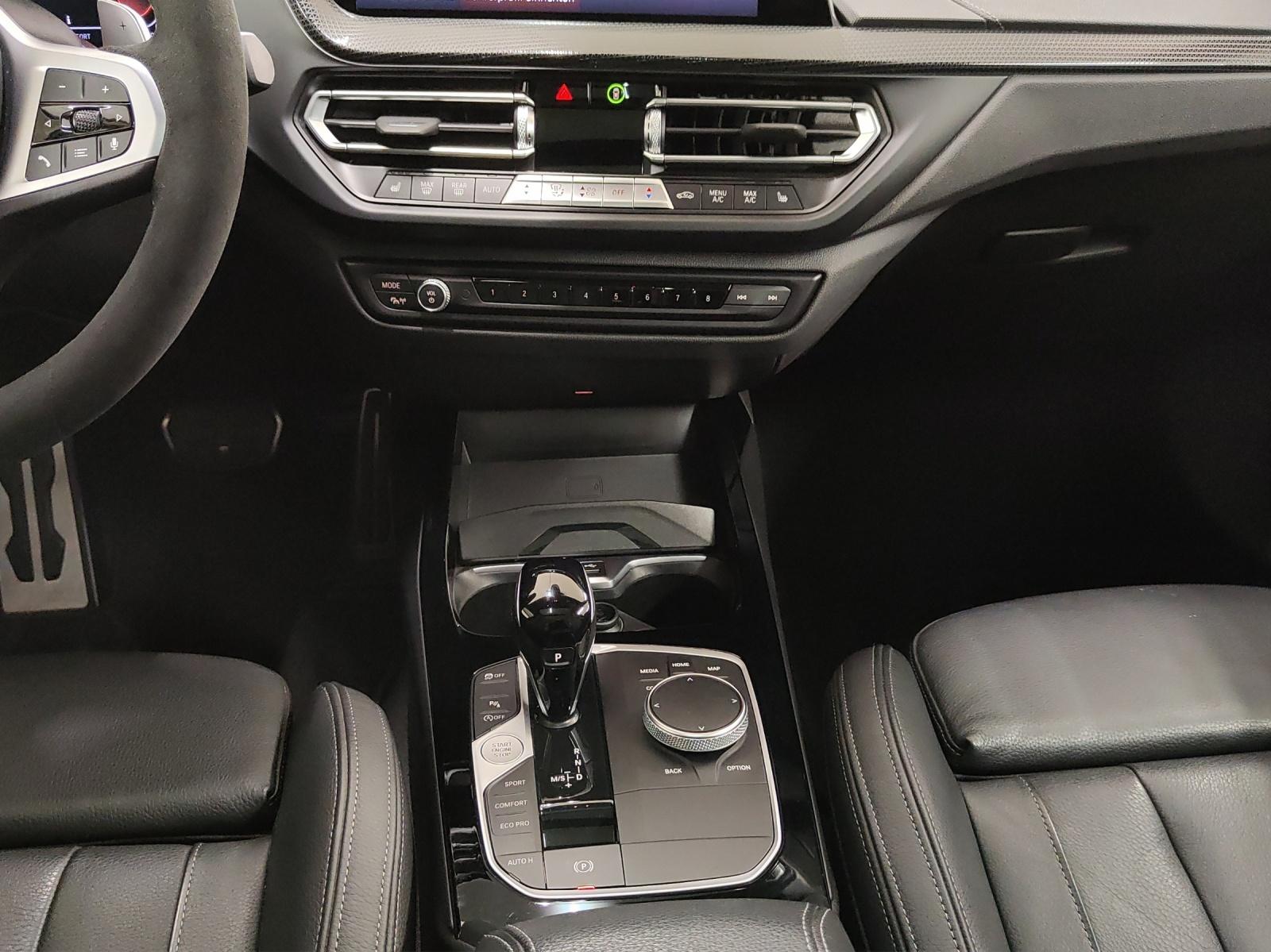 BMW M235i xDrive Gran Coupé-image-11