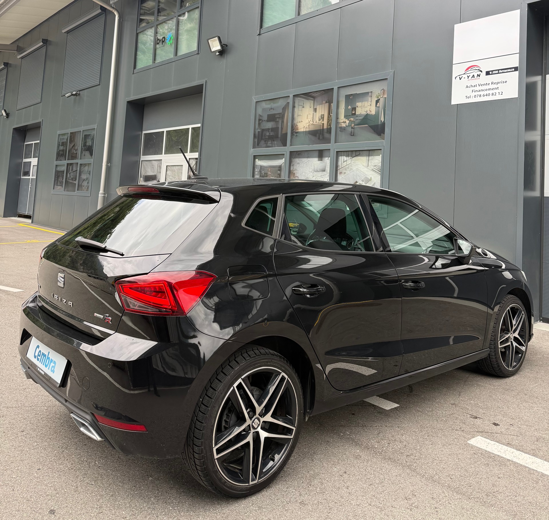 SEAT Ibiza 1.0 TGI CNG Swiss FR Evolution-image-6