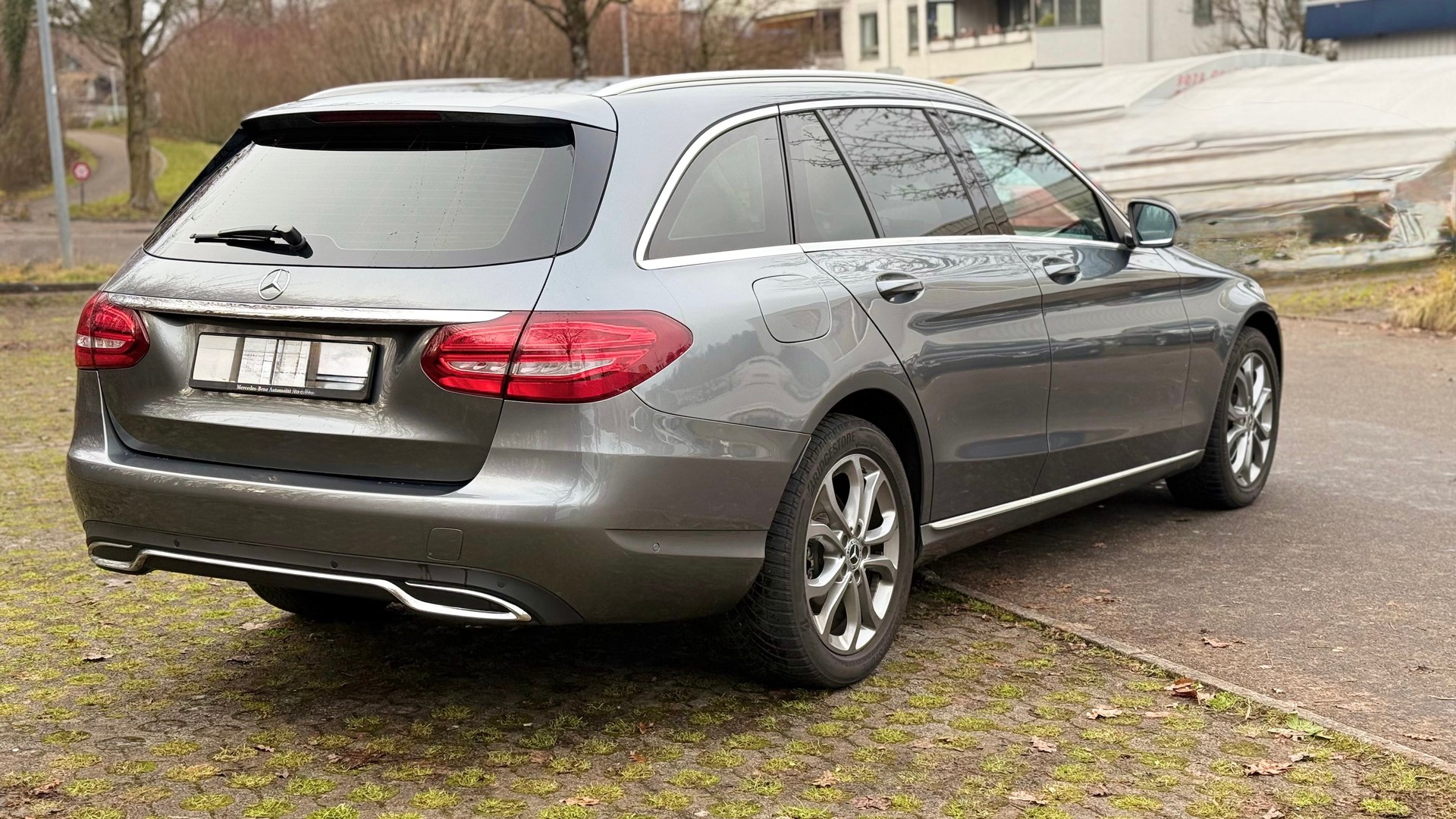 MERCEDES-BENZ C 250 d Swiss Star Avantgarde 4Matic 9G-Tronic-image-5
