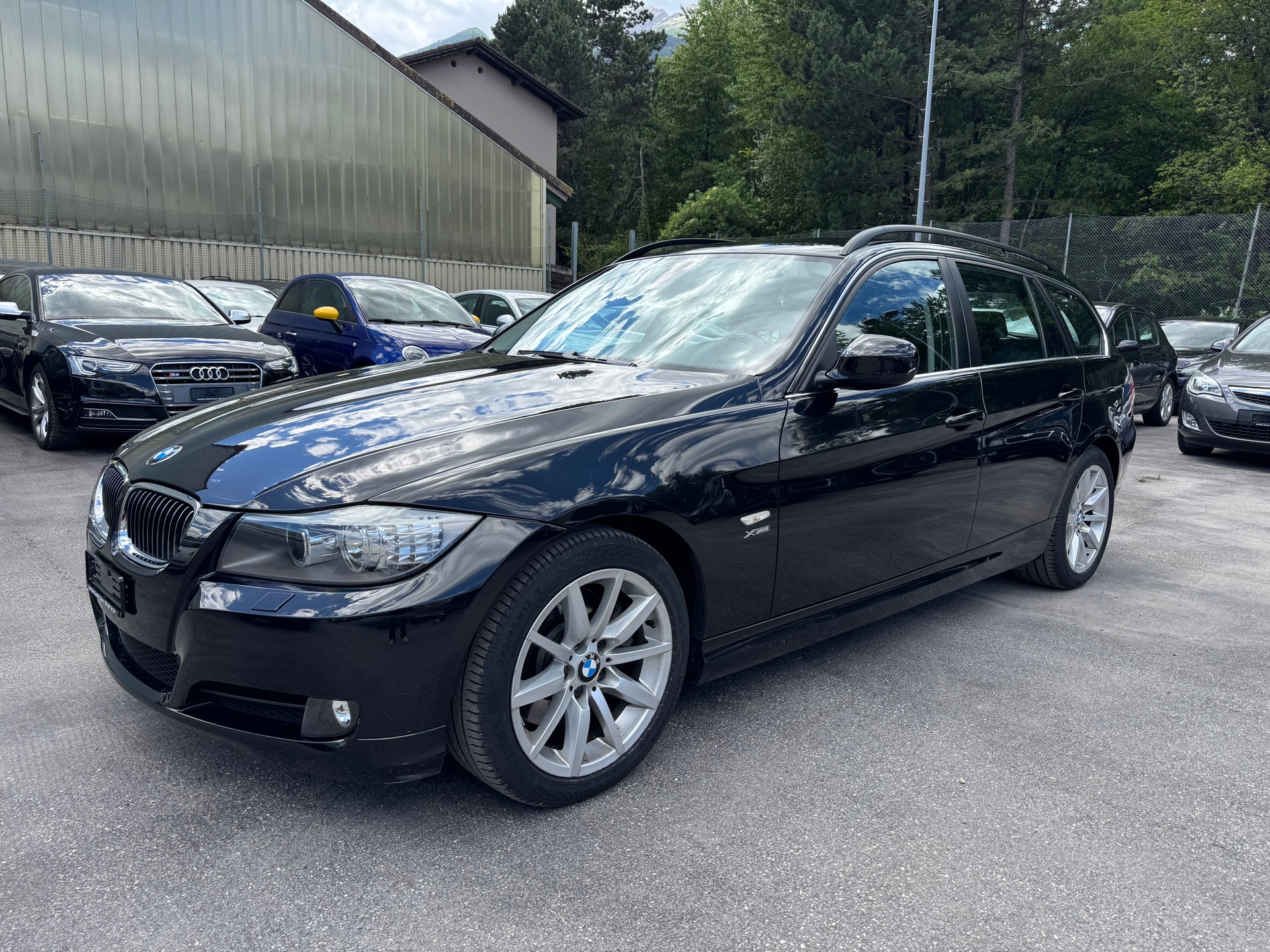 BMW 325i xDrive Touring Steptronic-image-8