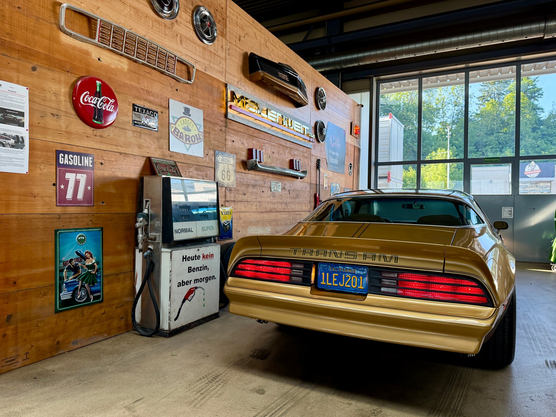 PONTIAC Firebird Trans Am Y88-image-15