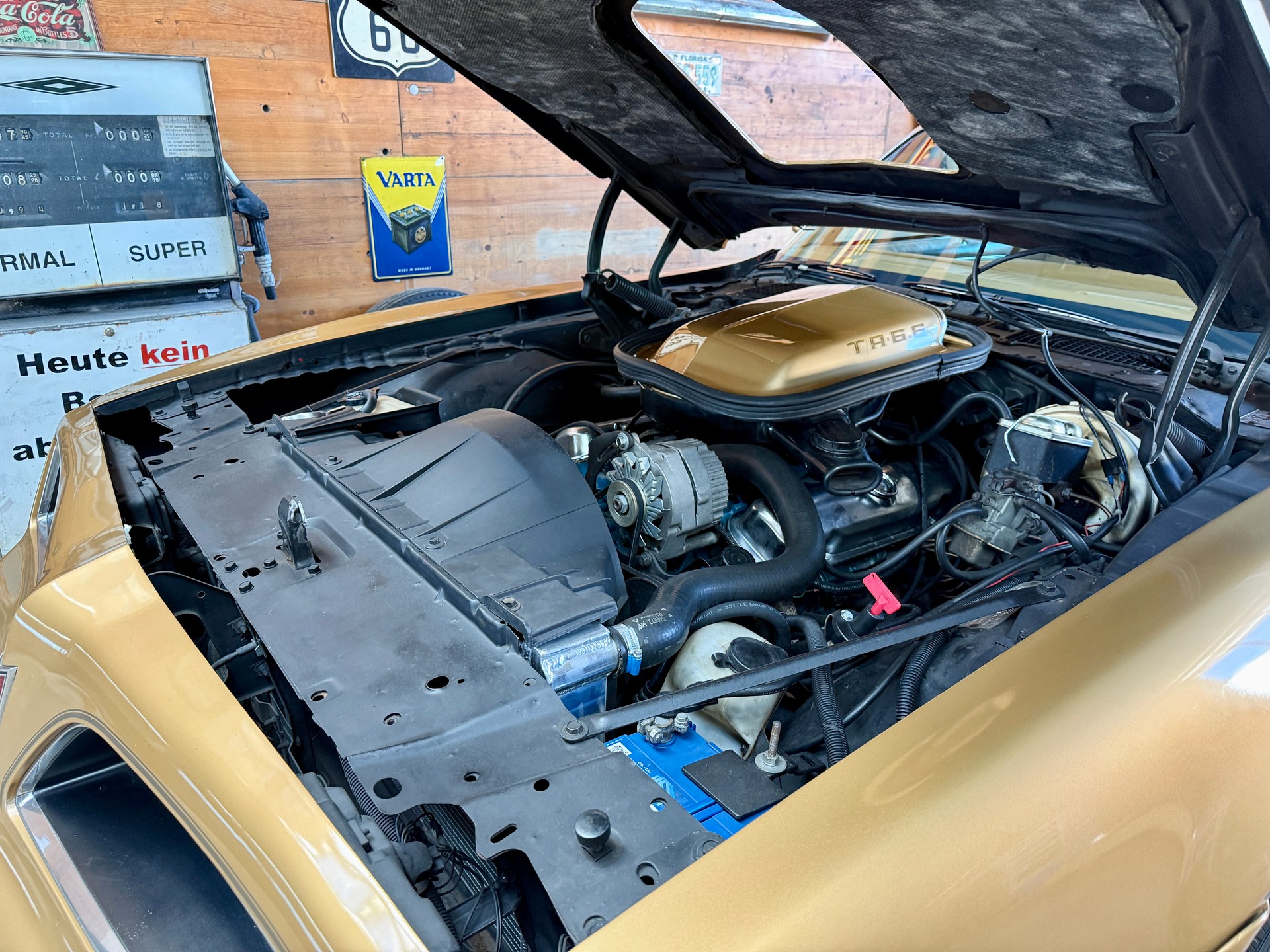 PONTIAC Firebird Trans Am Y88-image-11
