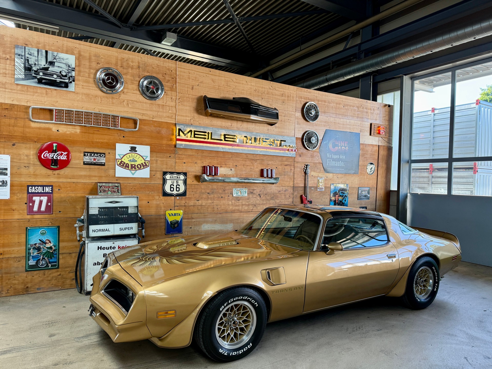 PONTIAC Firebird Trans Am Y88-image-3