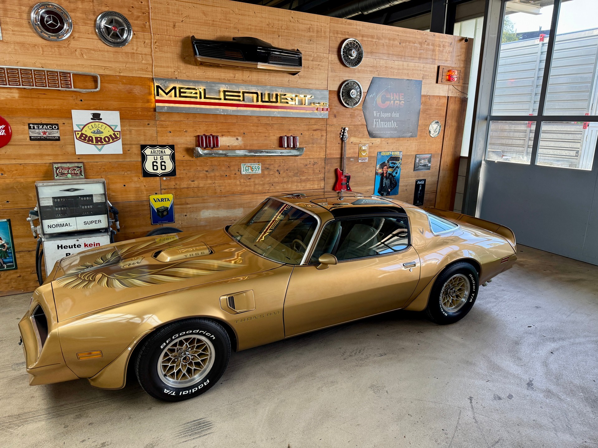 PONTIAC Firebird Trans Am Y88-image-2