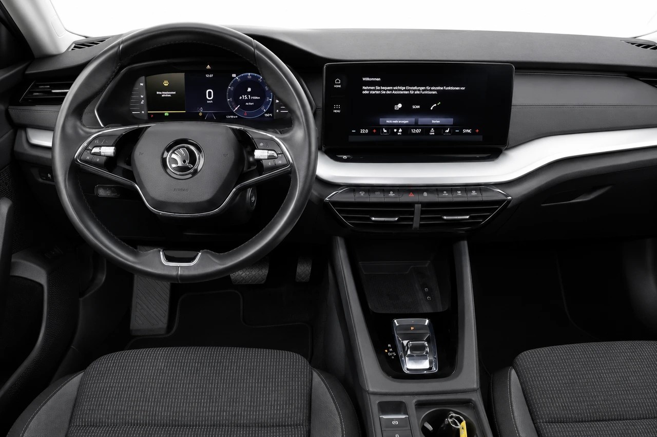 SKODA Octavia Combi 2.0 TDI Ambition DSG CH FAHRZEUG-image-13