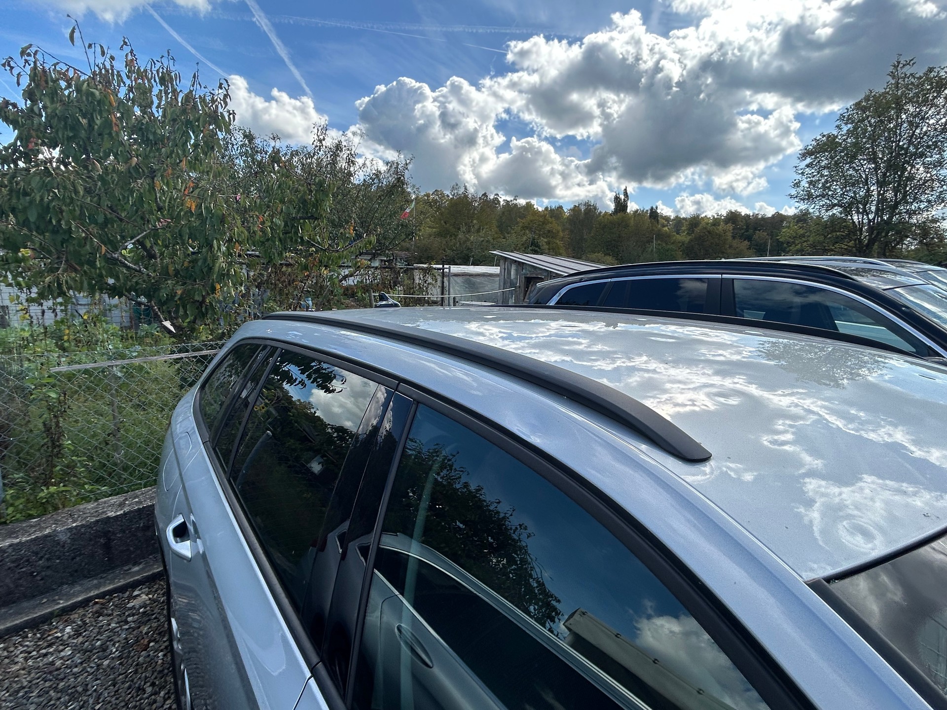 SKODA Octavia Combi 2.0 TDI Ambition DSG CH FAHRZEUG ( Hagelschaden )-image-18
