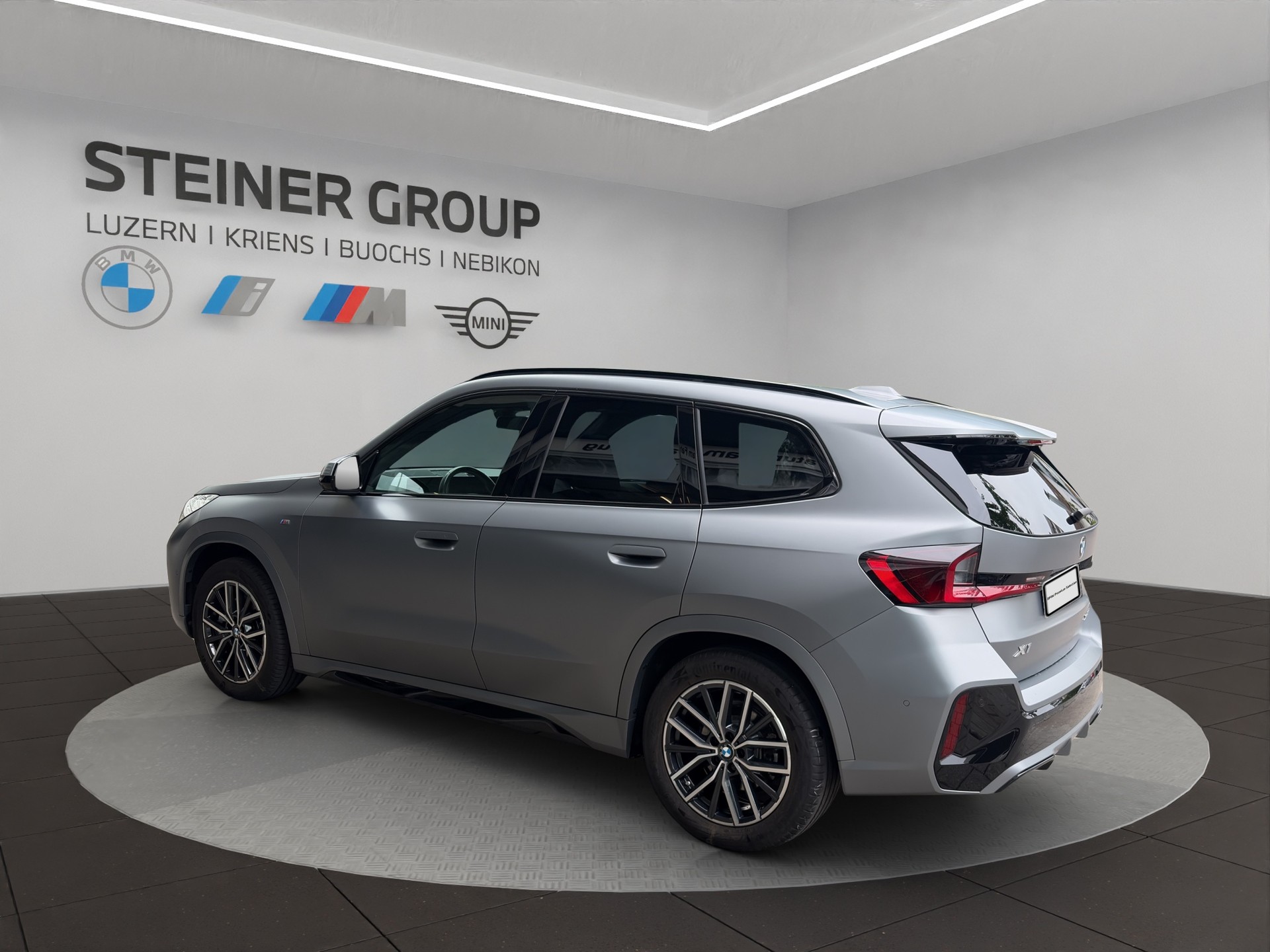 BMW X1 xDrive 23i 48V M Sport-image-6