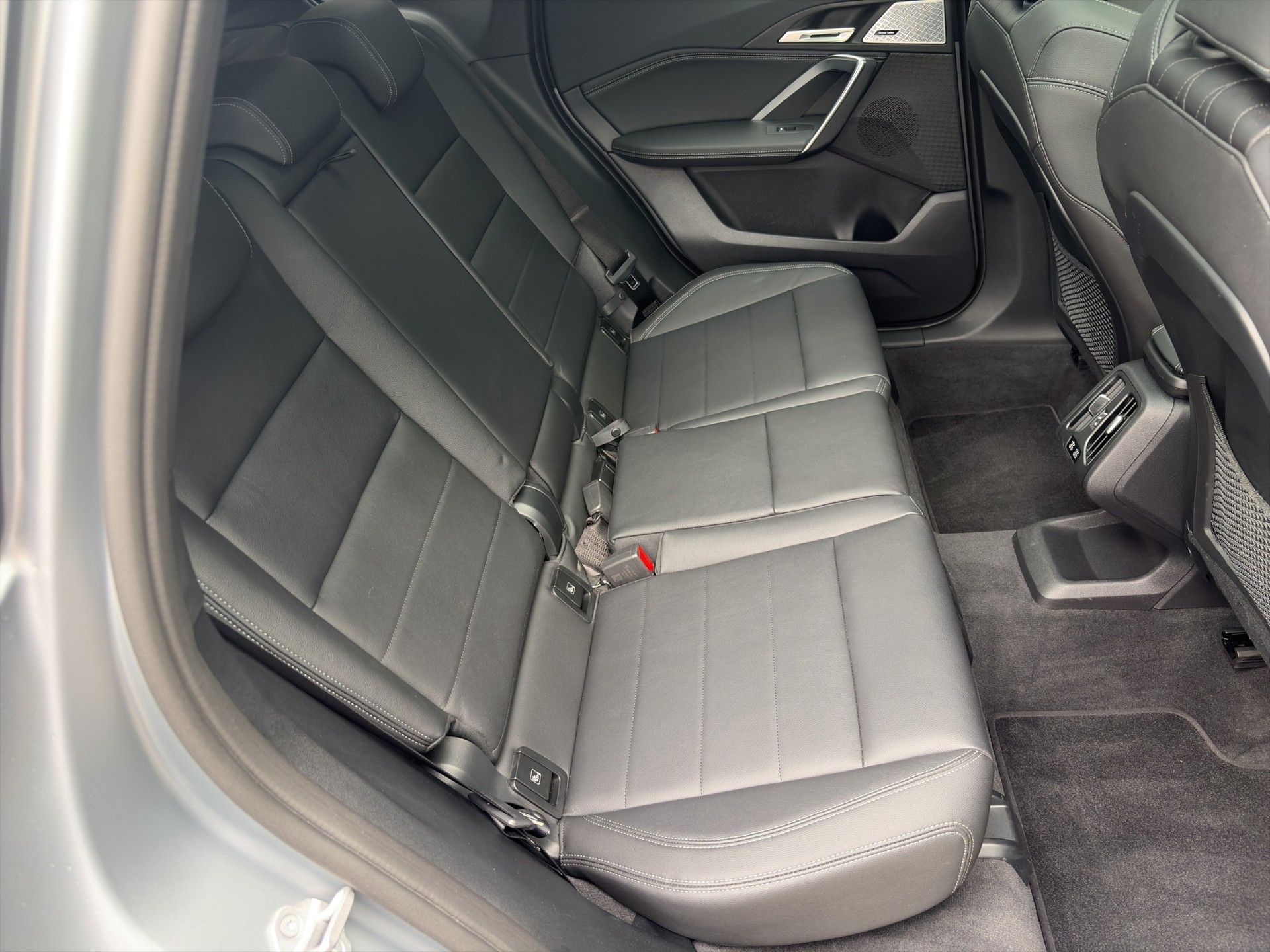 BMW X1 xDrive 23i 48V M Sport-image-20