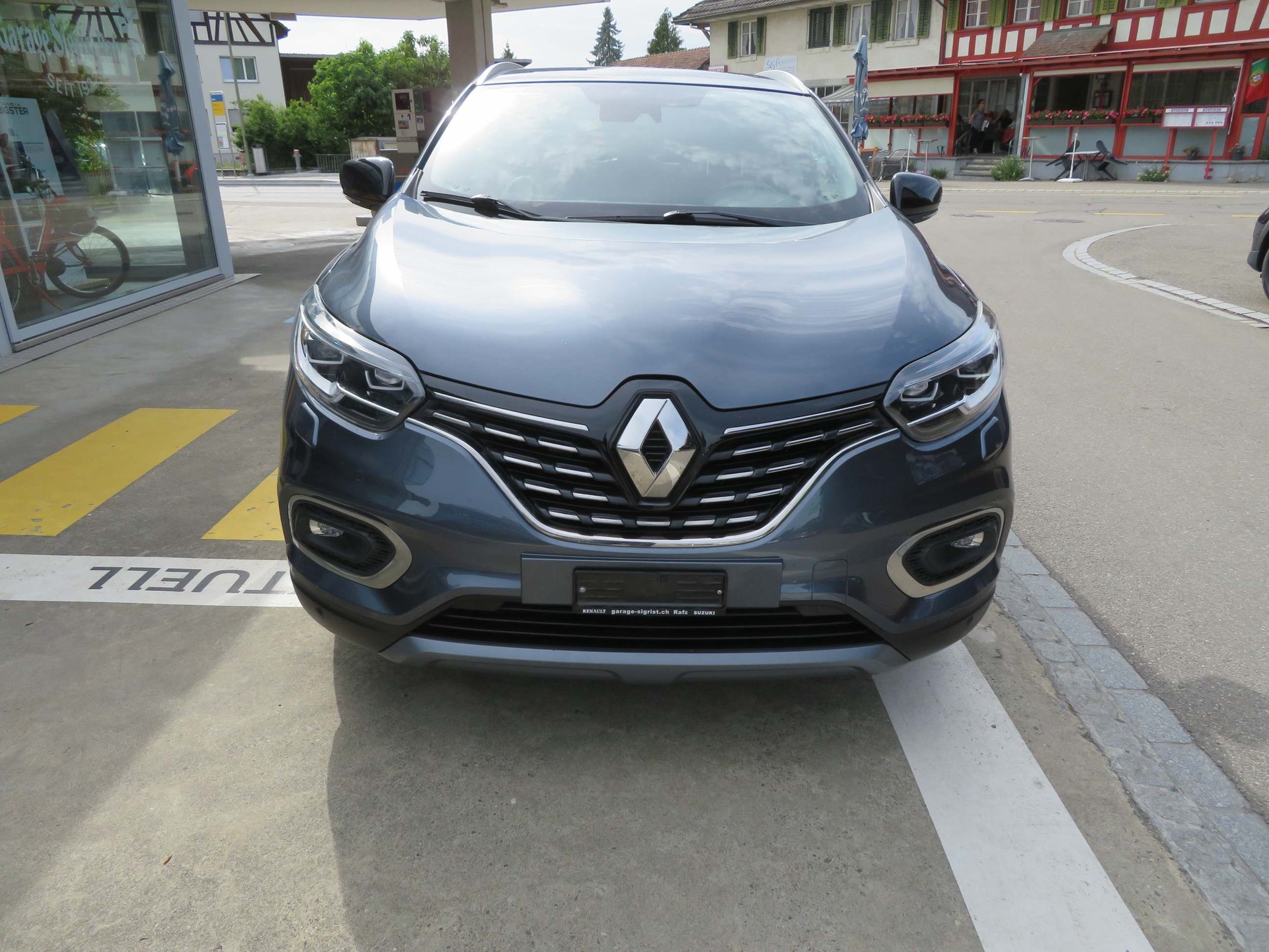 RENAULT Kadjar 1.3 TCe 160 Intens EDC-image-2
