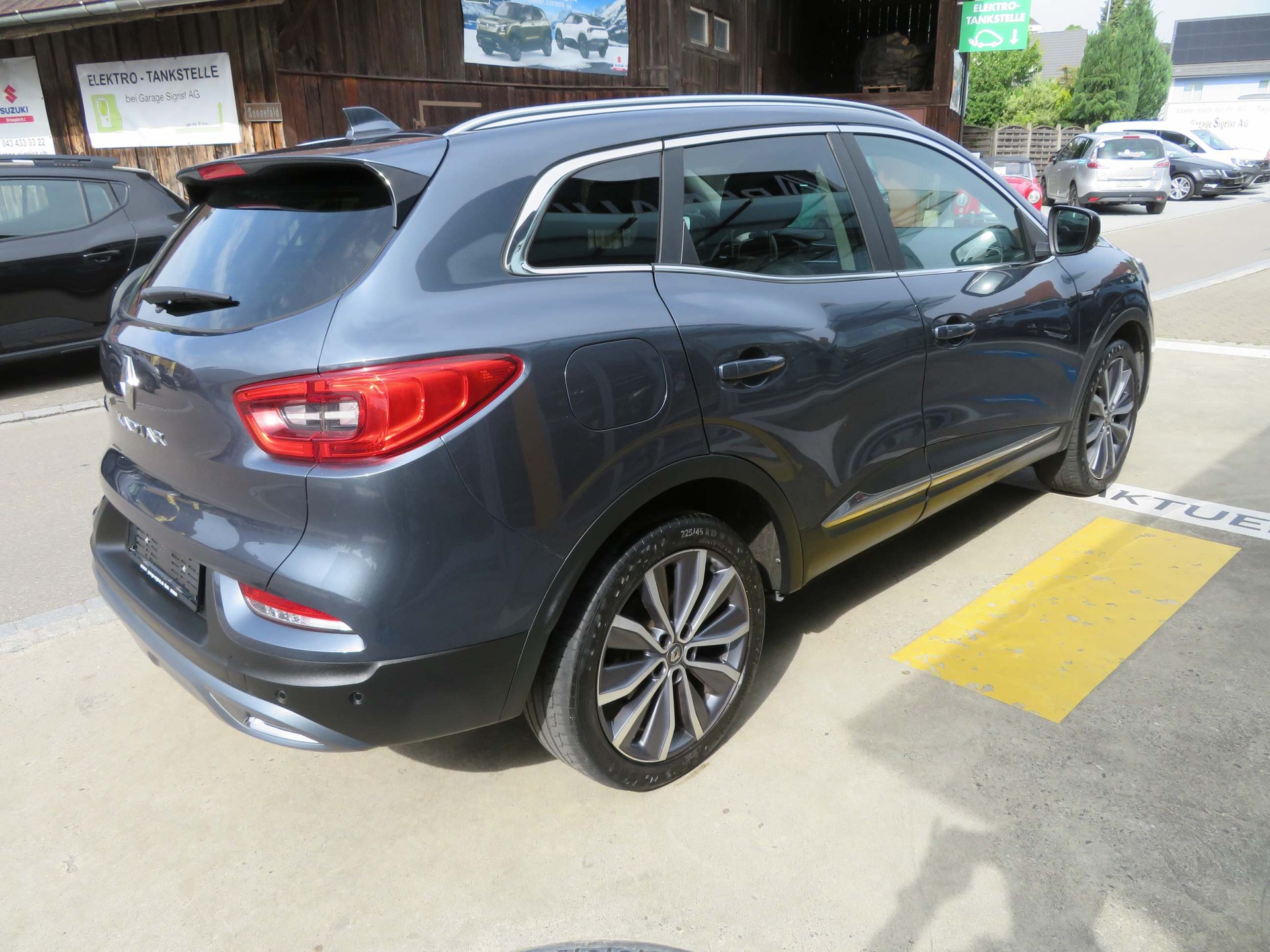 RENAULT Kadjar 1.3 TCe 160 Intens EDC-image-5