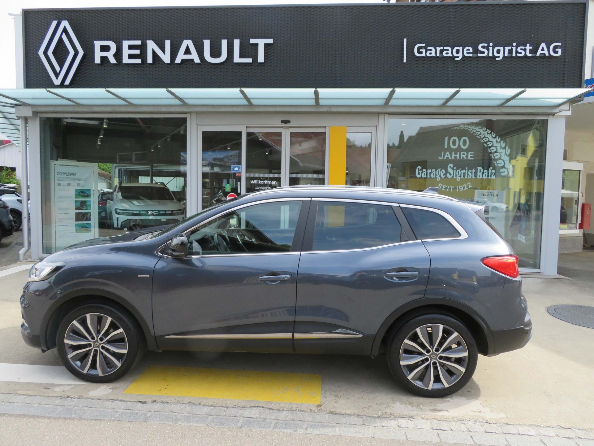 RENAULT Kadjar 1.3 TCe 160 Intens EDC-image-0