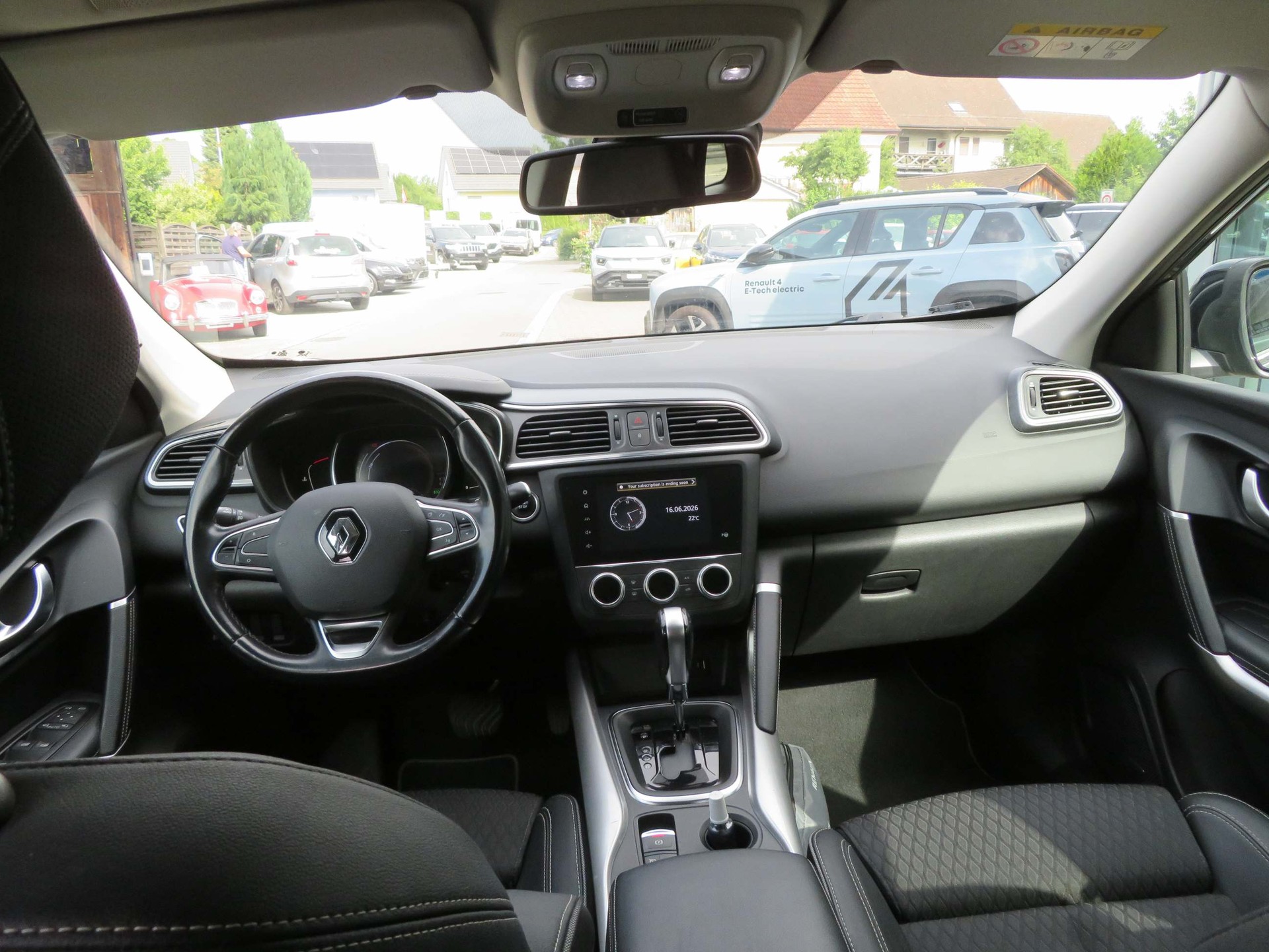 RENAULT Kadjar 1.3 TCe 160 Intens EDC-image-9