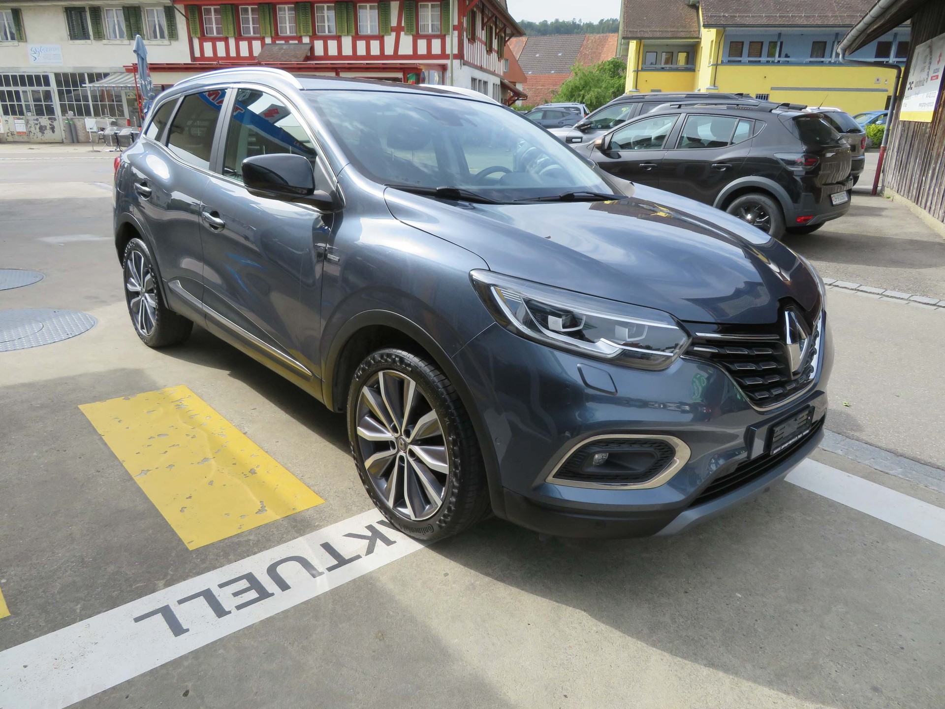 RENAULT Kadjar 1.3 TCe 160 Intens EDC-image-3