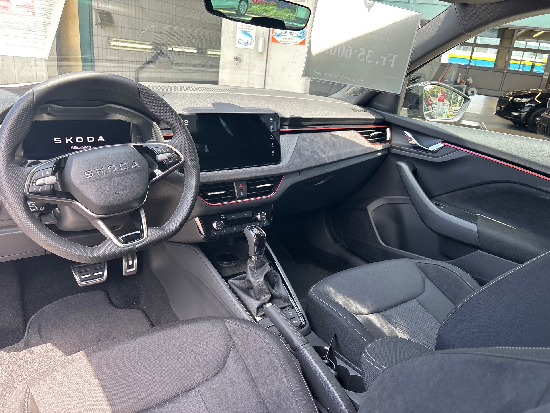 SKODA Scala 1.0 TSI Dynamic DSG-image-9