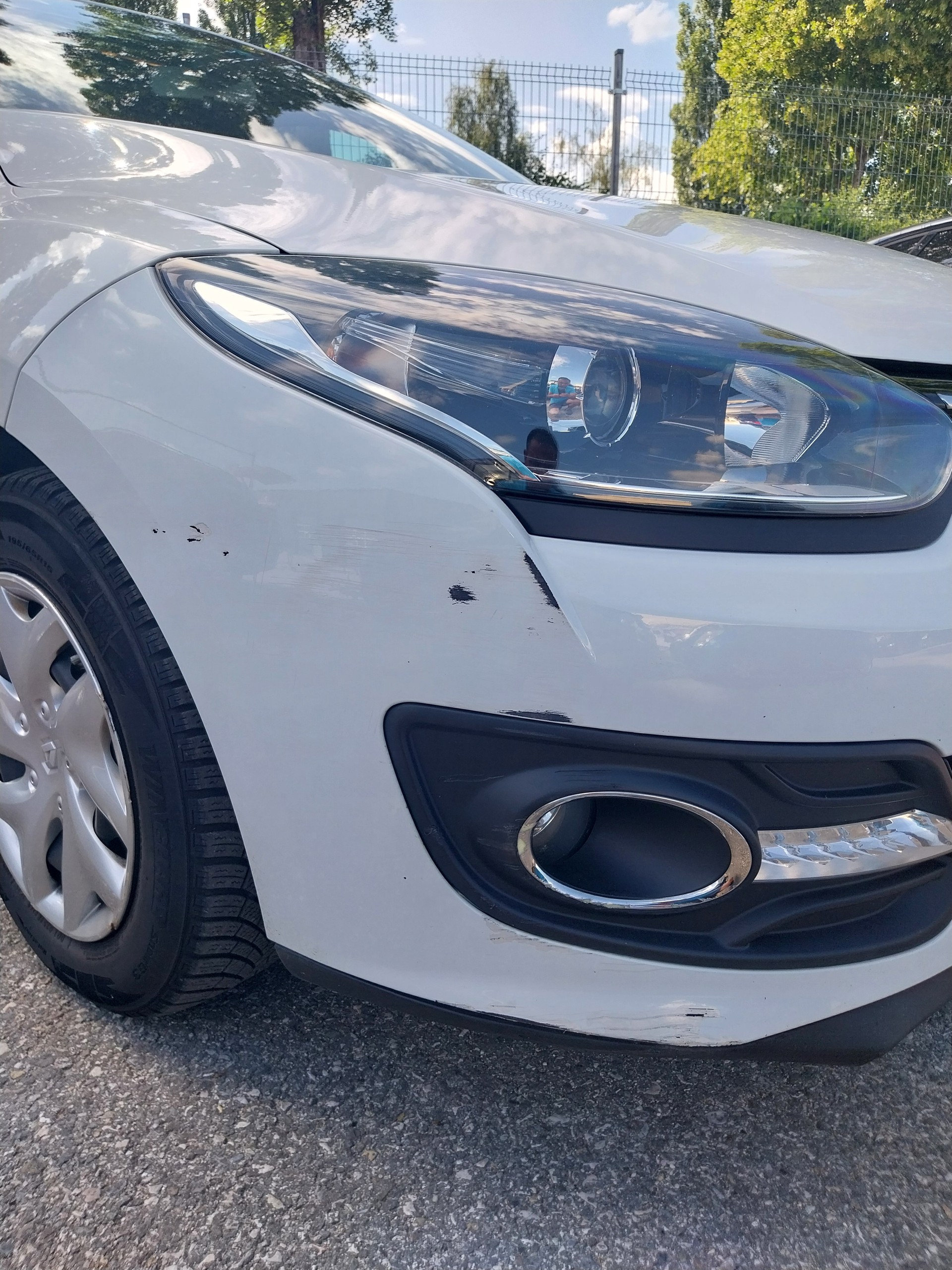RENAULT Mégane Grandtour 1.5 dCi Expression EDC-image-10
