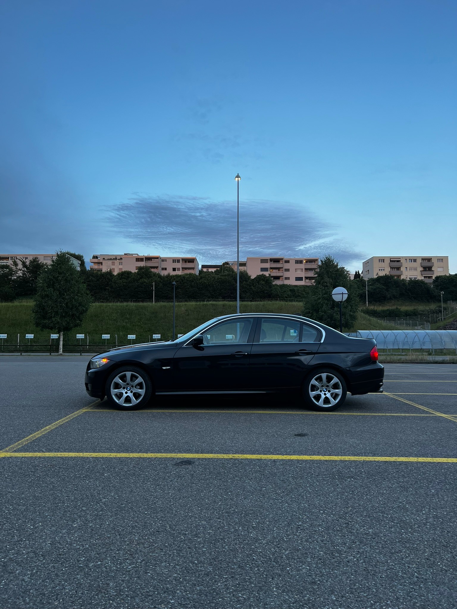 BMW 325i Steptronic-image-1