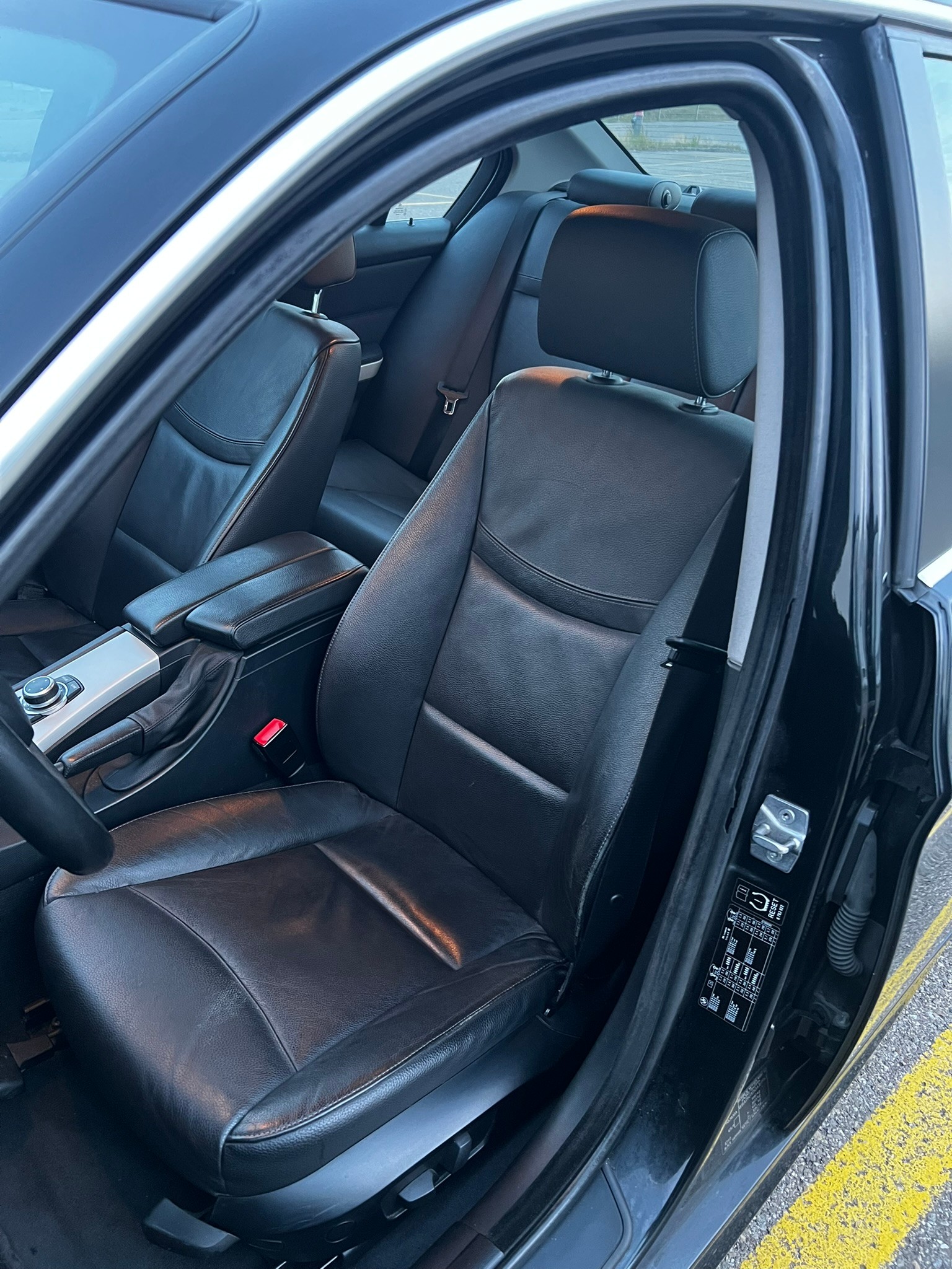 BMW 325i Steptronic-image-7