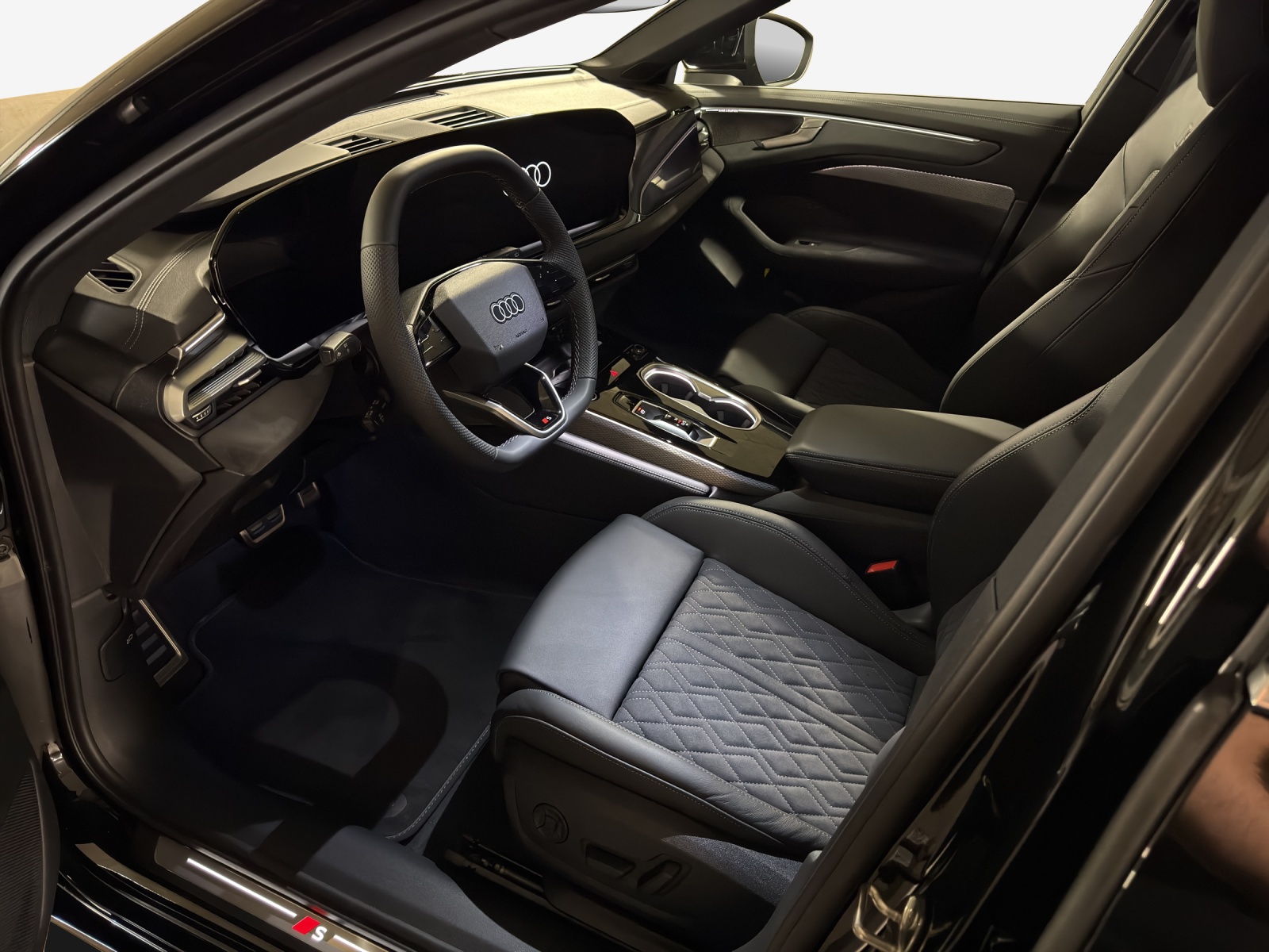 AUDI A6 Avant e-hybrid quattro 220 kW S tronic-image-7