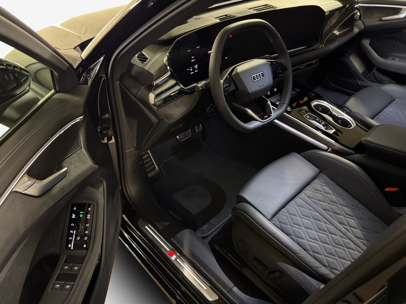 AUDI A6 Avant e-hybrid quattro 220 kW S tronic-image-13