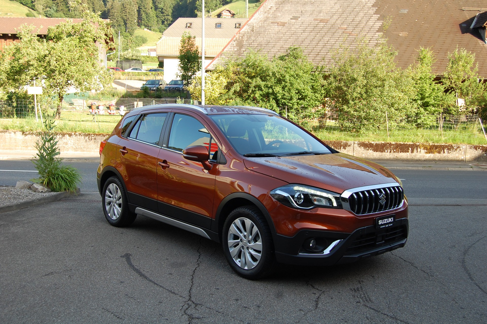 SUZUKI SX4 S-Cross 1.4 16V Generation Hybrid 4WD-image-2