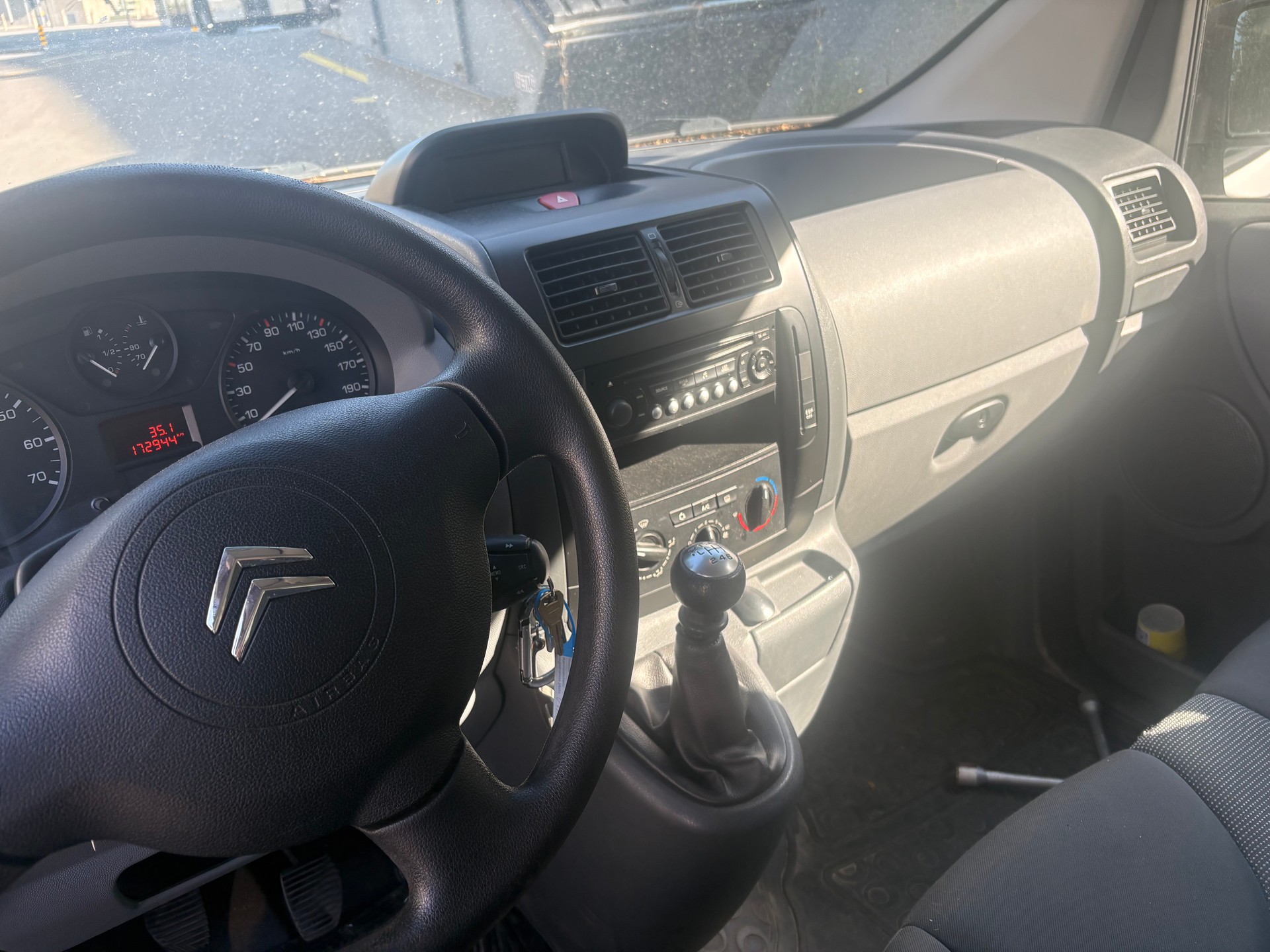 CITROEN Jumpy 2.0 HDi Loisirs L2H1-image-11