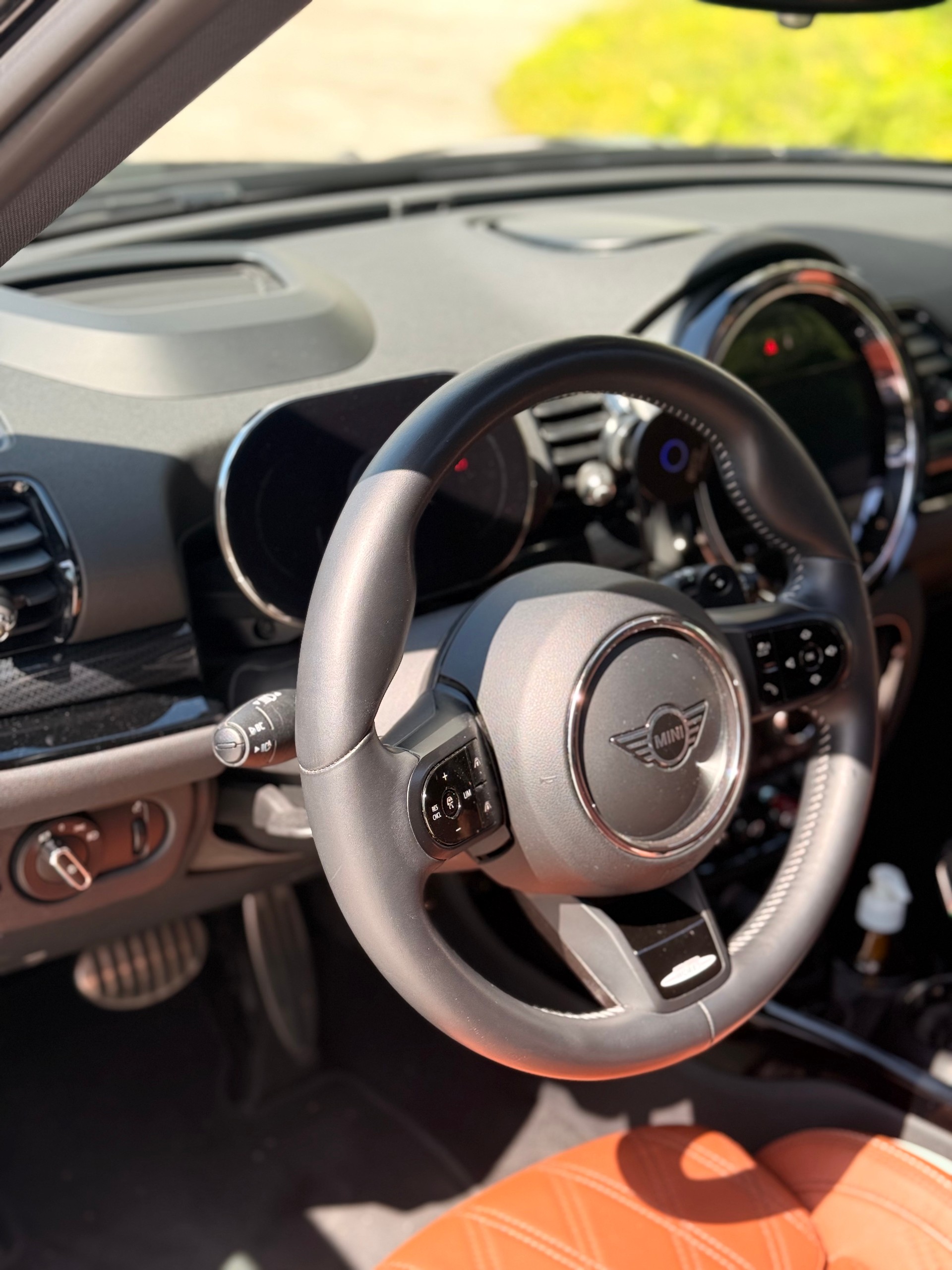 MINI 2.0i John Cooper Works ALL4-image-4