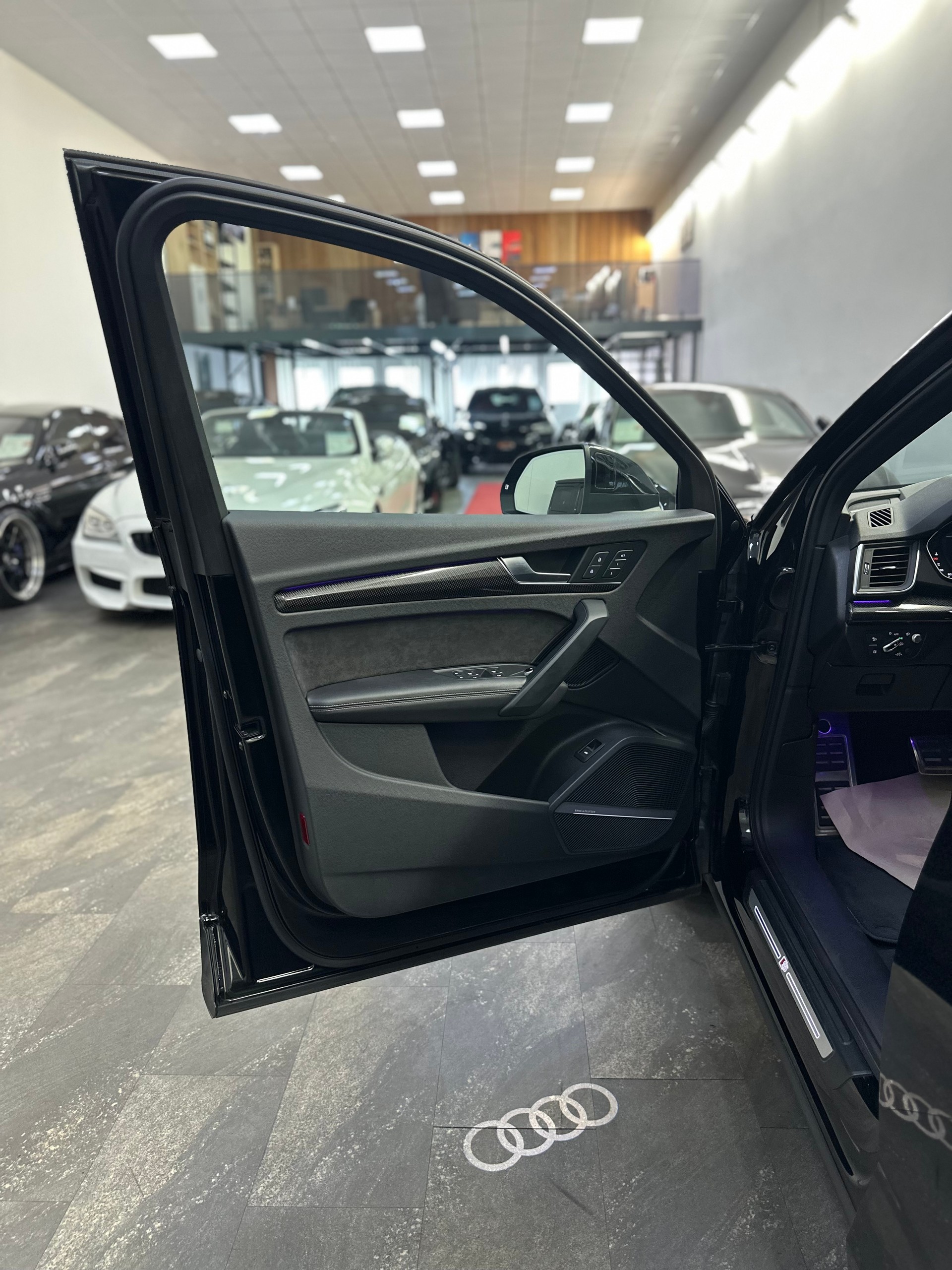 AUDI SQ5 3.0 TFSI quattro S-tronic-image-19