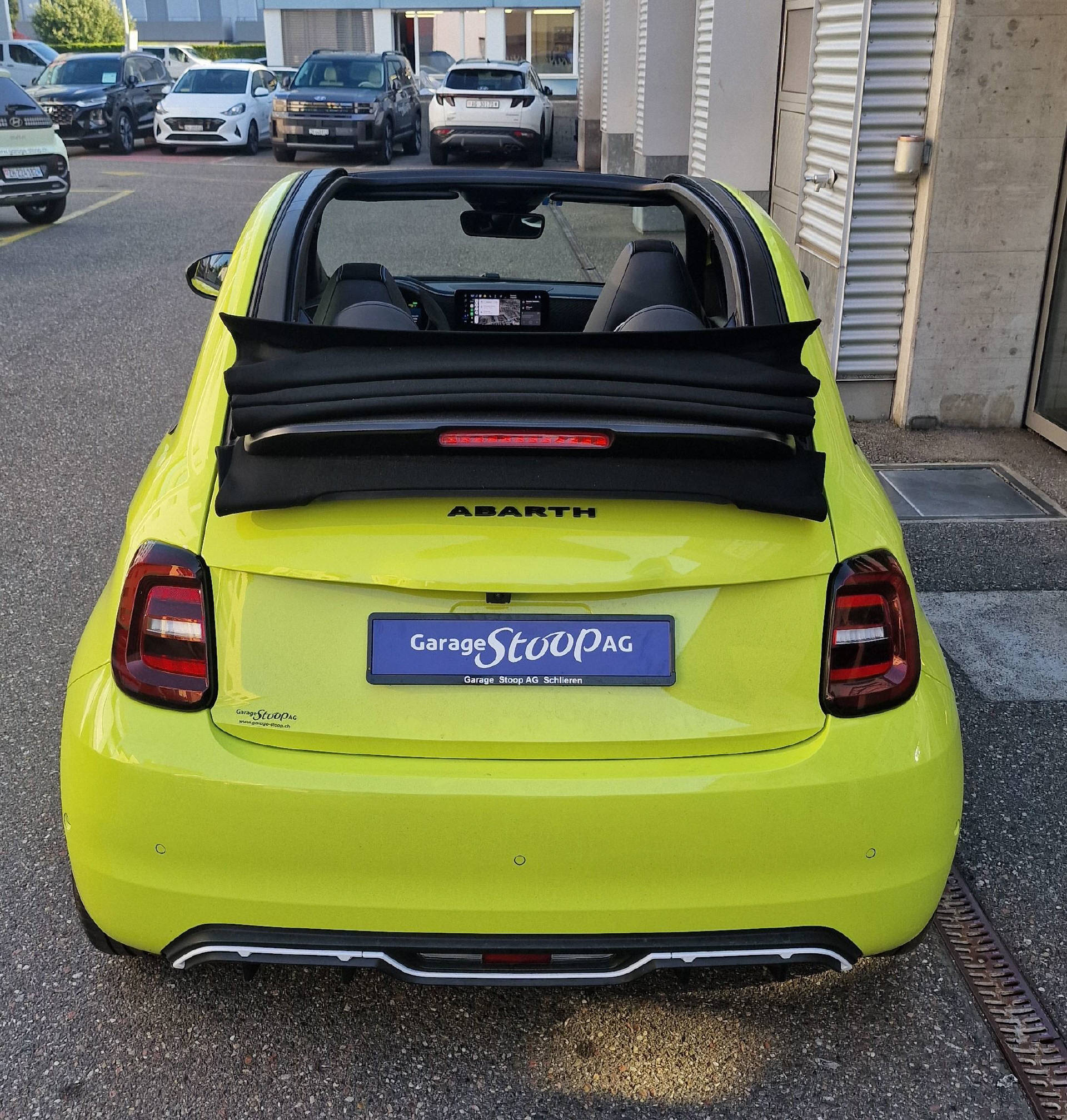 FIAT 500 Cabrio Abarth Scorpionissima-image-8