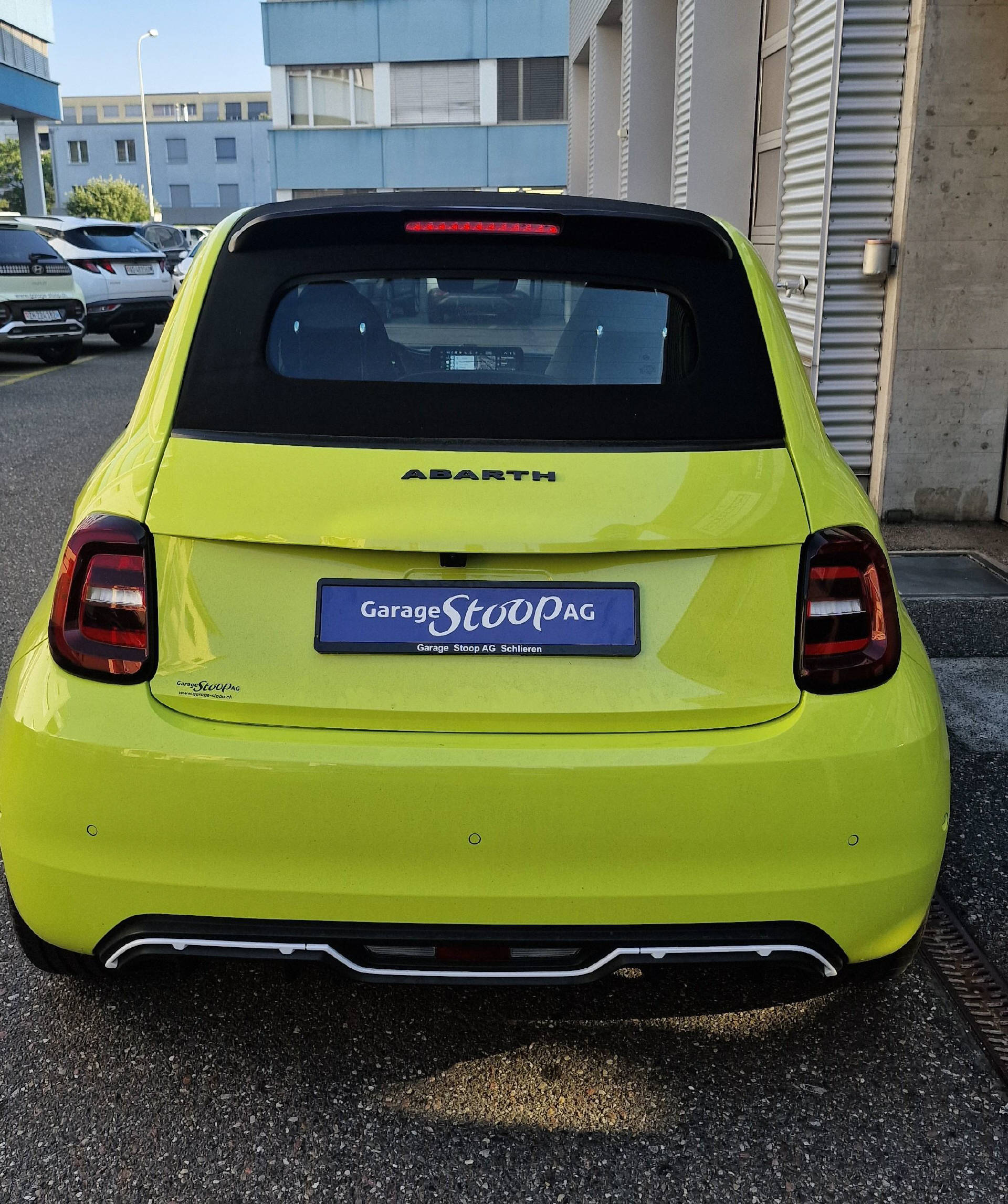 FIAT 500 Cabrio Abarth Scorpionissima-image-6