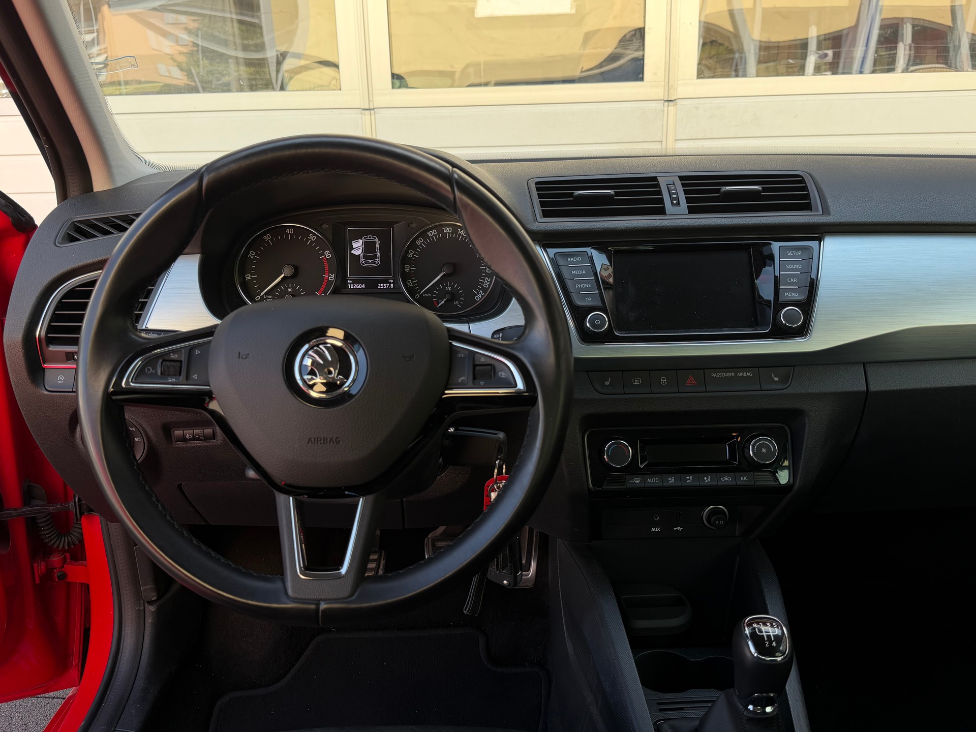 SKODA Fabia 1.2 TSI Style*Frisch ab MFK&Service*Top Austtatung*Park-Pilot*Sitzheizung*Multimedia*-image-10