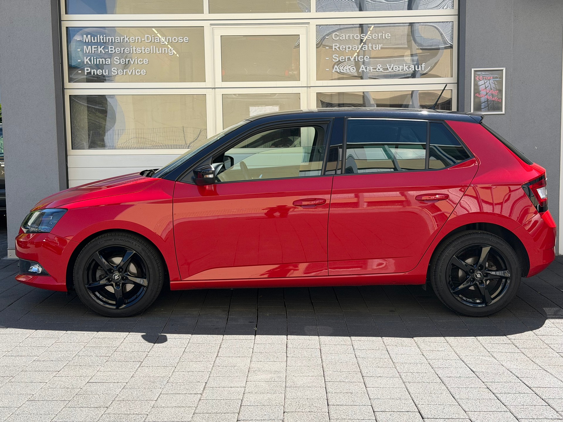 SKODA Fabia 1.2 TSI Style*Frisch ab MFK&Service*Top Austtatung*Park-Pilot*Sitzheizung*Multimedia*-image-1