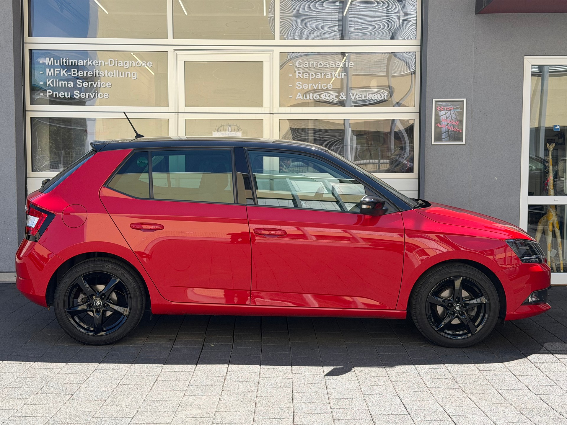 SKODA Fabia 1.2 TSI Style*Frisch ab MFK&Service*Top Austtatung*Park-Pilot*Sitzheizung*Multimedia*-image-5