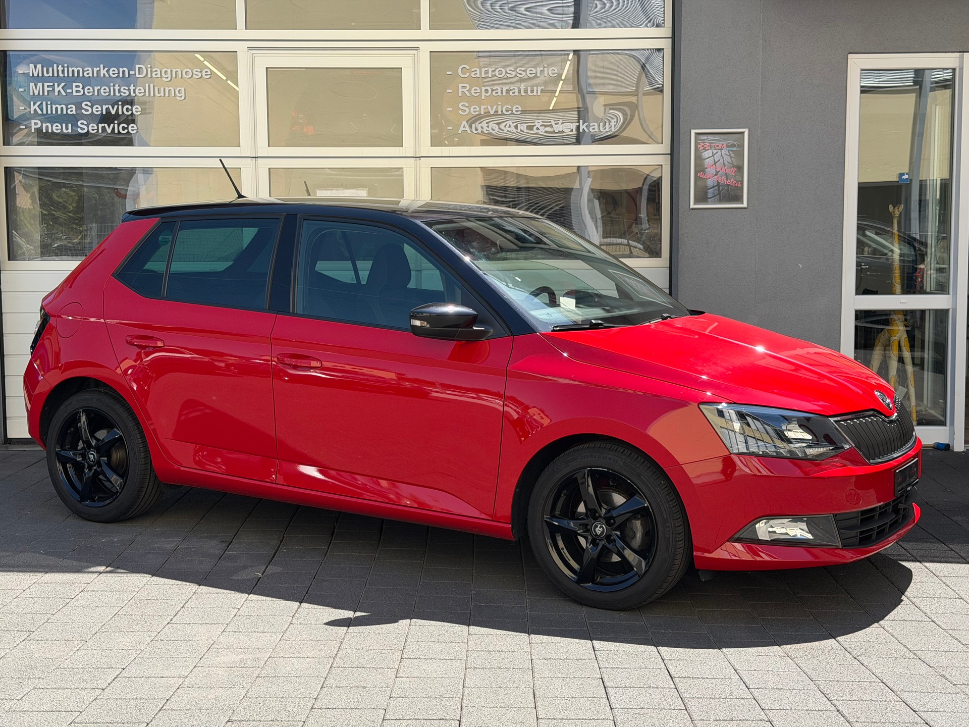 SKODA Fabia 1.2 TSI Style*Frisch ab MFK&Service*Top Austtatung*Park-Pilot*Sitzheizung*Multimedia*-image-4