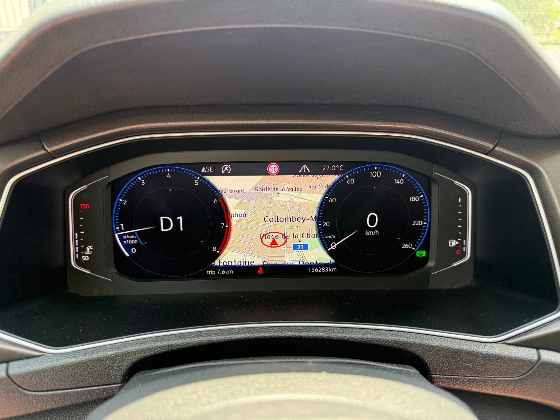 VW T-Roc 2.0 TSI Sport DSG 4Motion-image-4