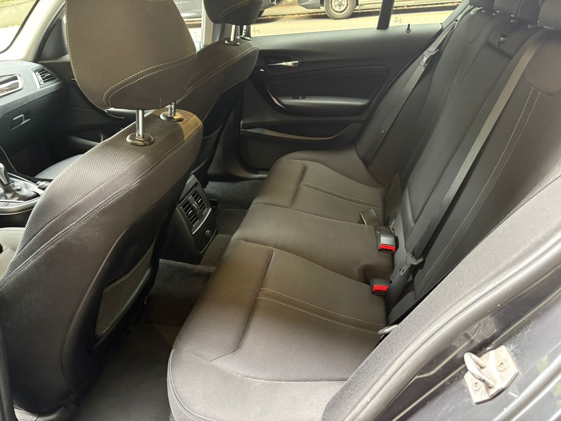 BMW 116i Business-image-10